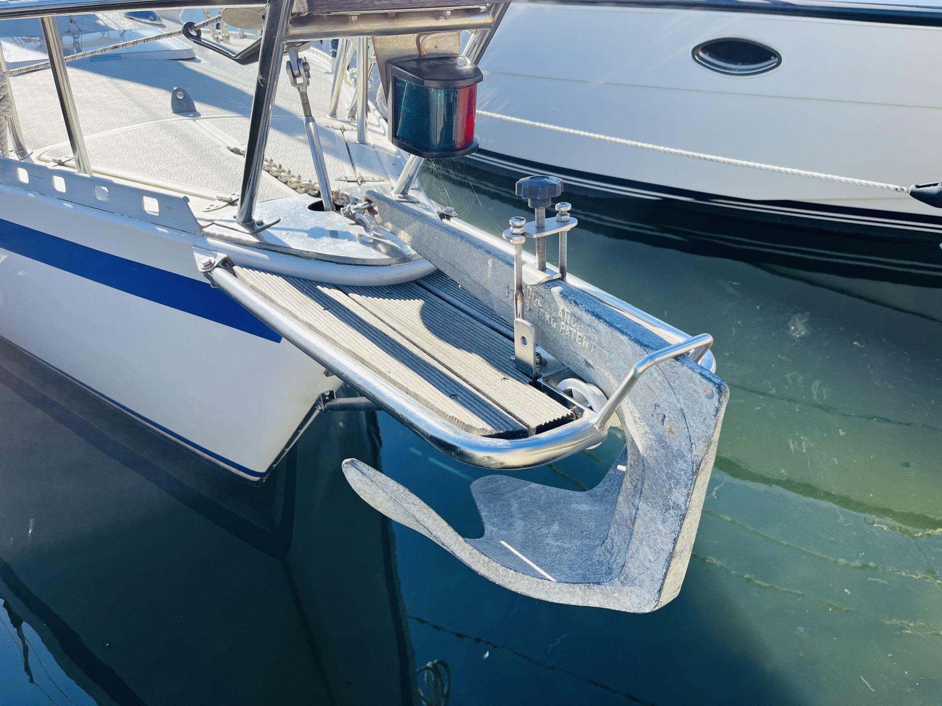 Aphrodite 34 #4