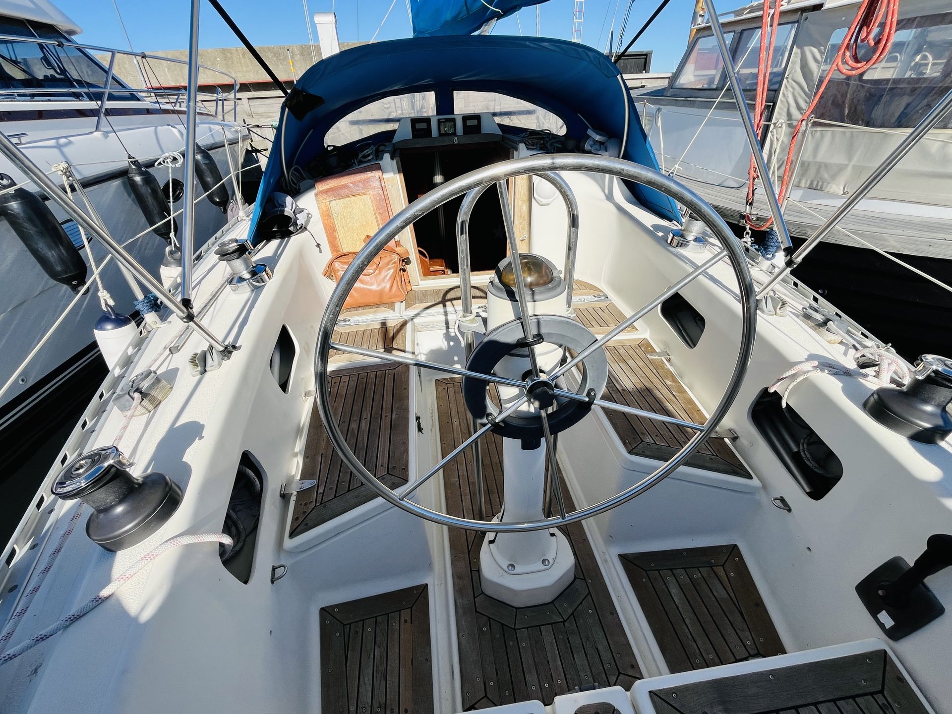 Aphrodite 34 #17
