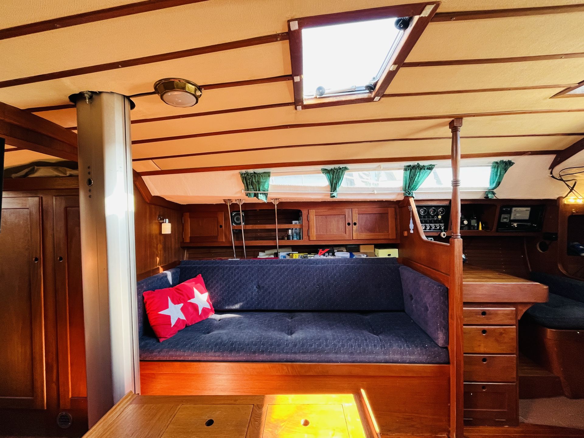 Aphrodite 34 #31