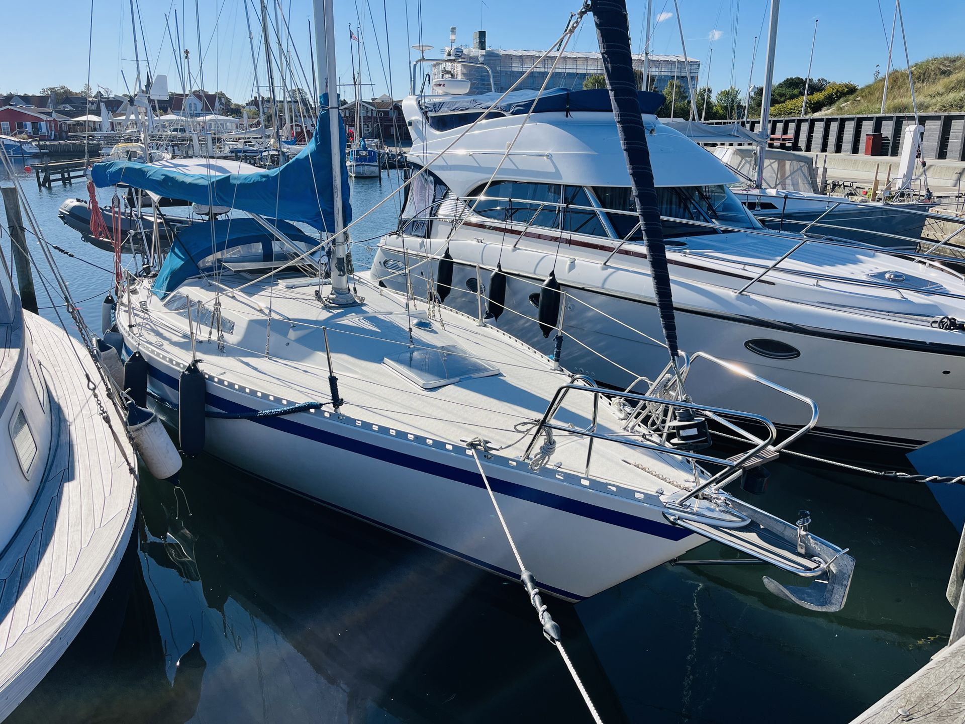 Aphrodite 34 #3