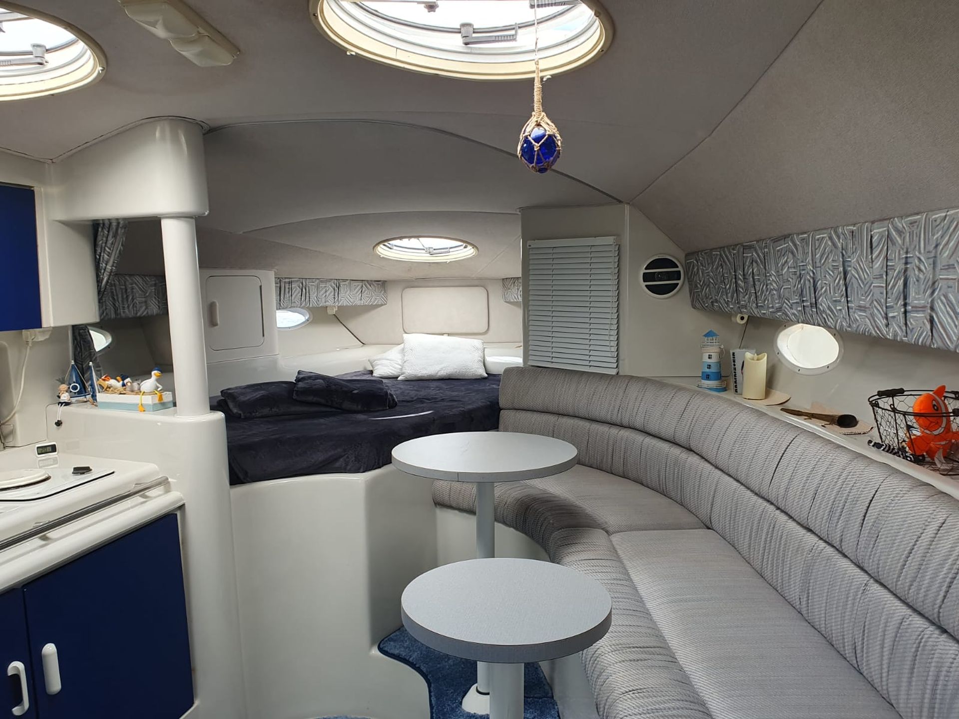 Chris Craft 302 Crowne #8