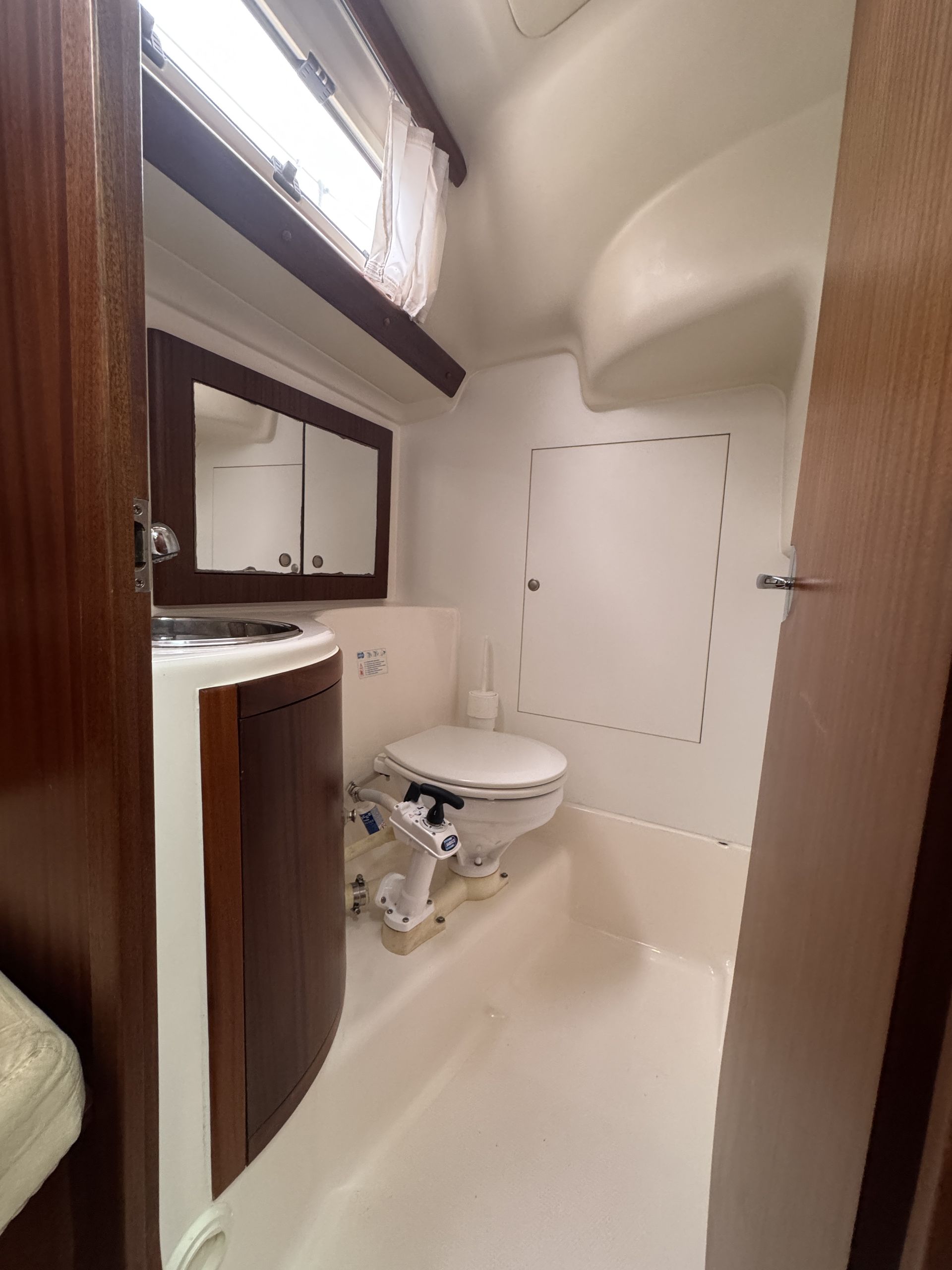 Salona 37 2008 - EU VAT Paid. Performance and comfortable living space combined. #47