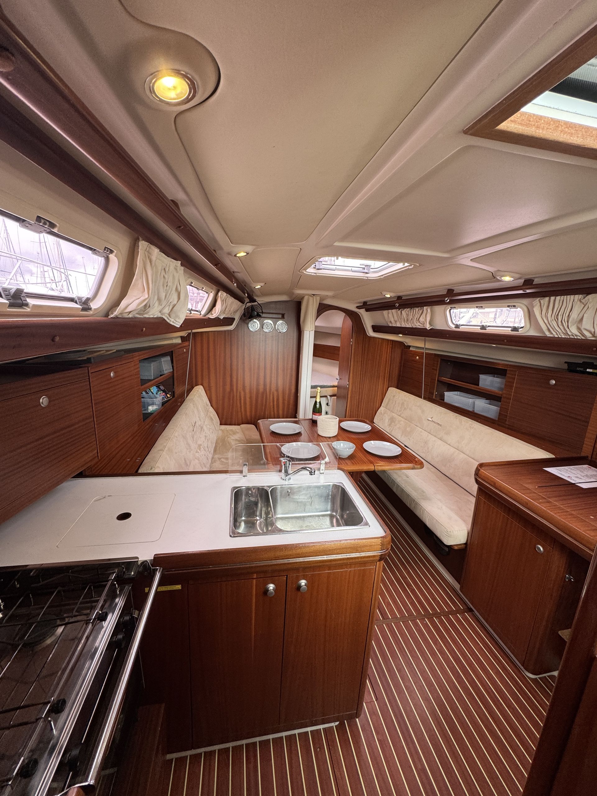 Salona 37 2008 - EU VAT Paid. Performance and comfortable living space combined. #55