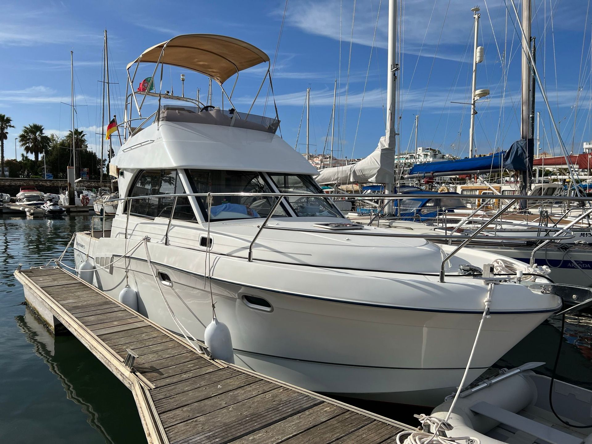 Beneteau Antares 9.80 Flybridge – 2009 #29