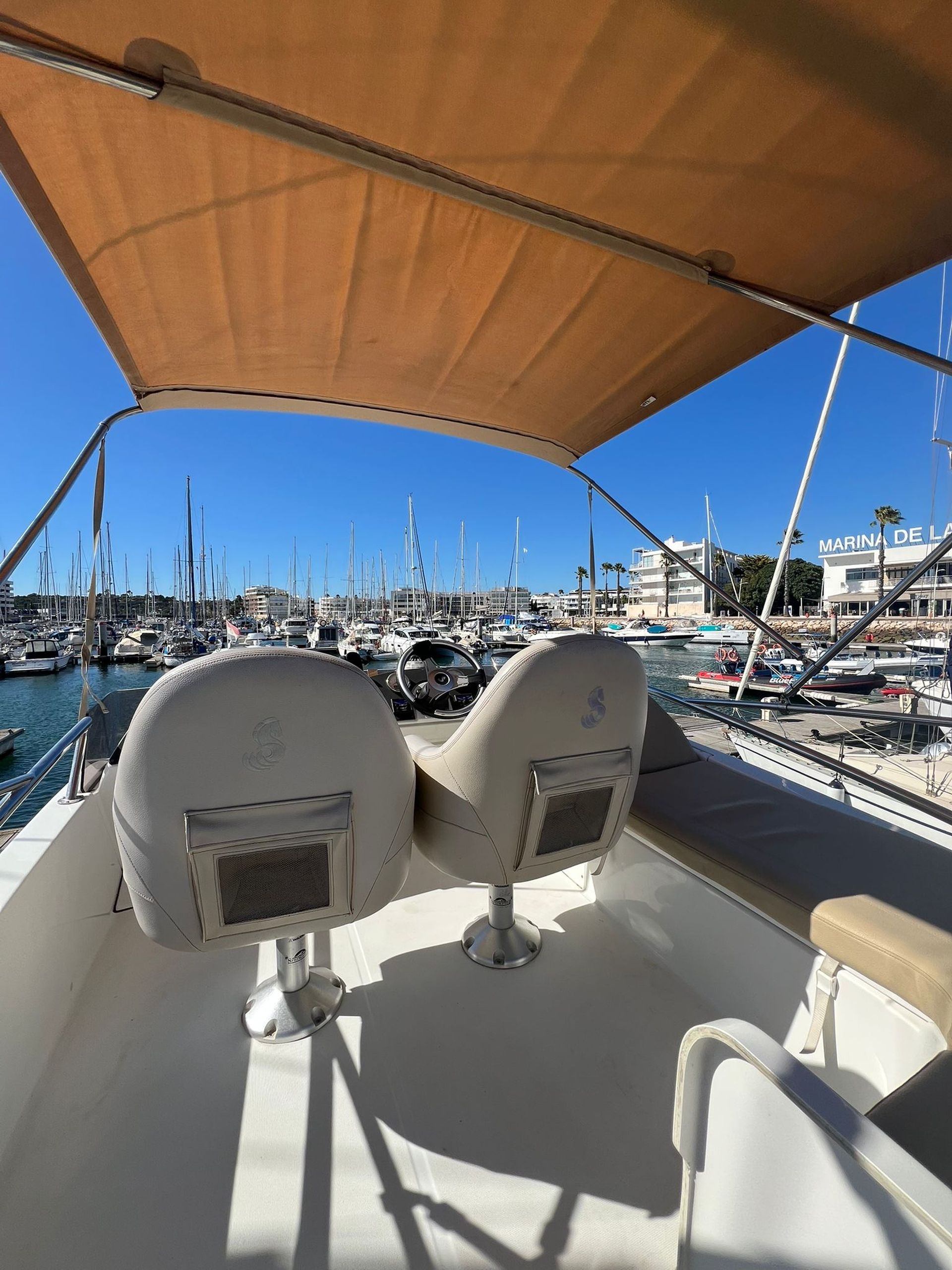 Beneteau Antares 9.80 Flybridge – 2009 #39