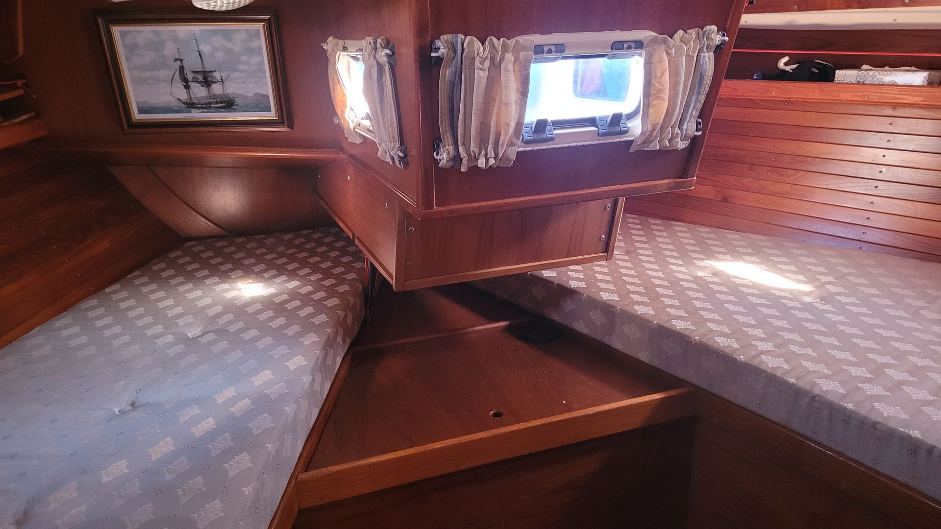 Eignerkabine mit Doppel- und Einzelbett