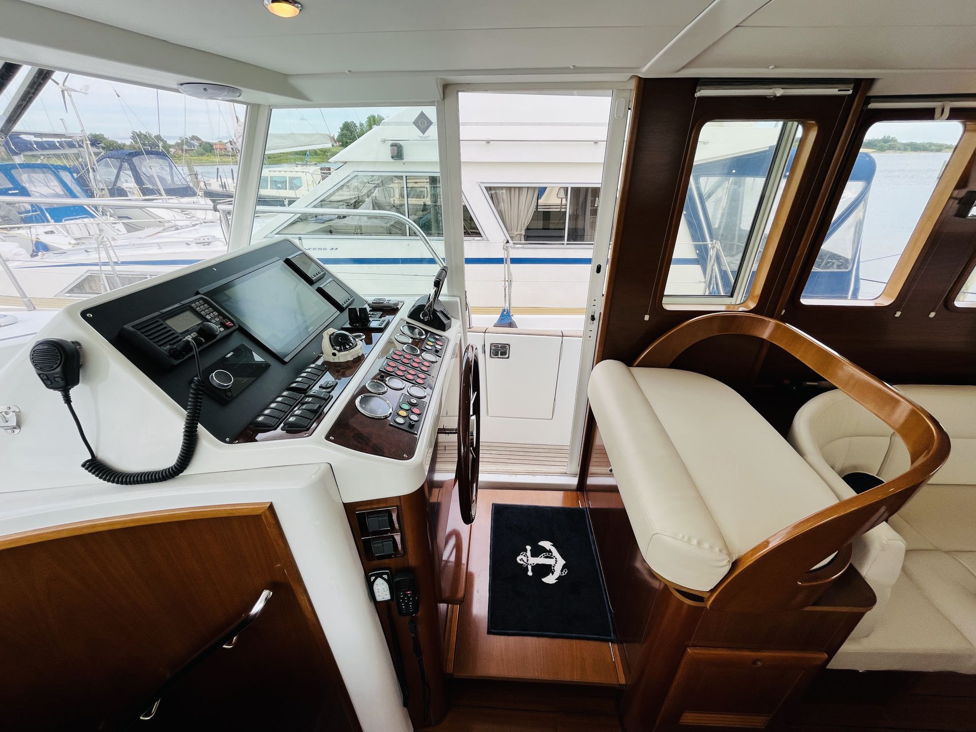 Beneteau Swift Trawler 42 #36