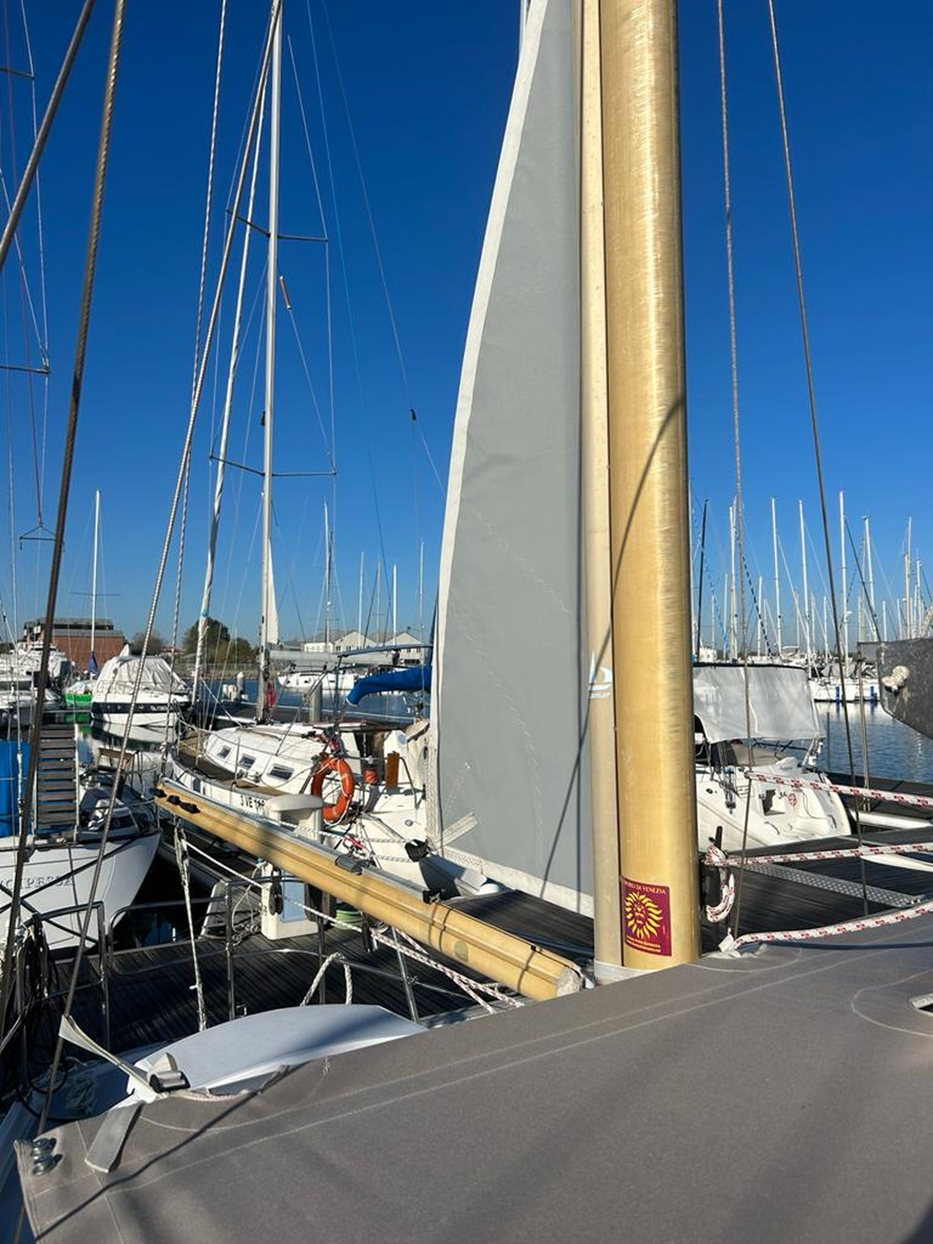 Amel Euros 41 furling main sail