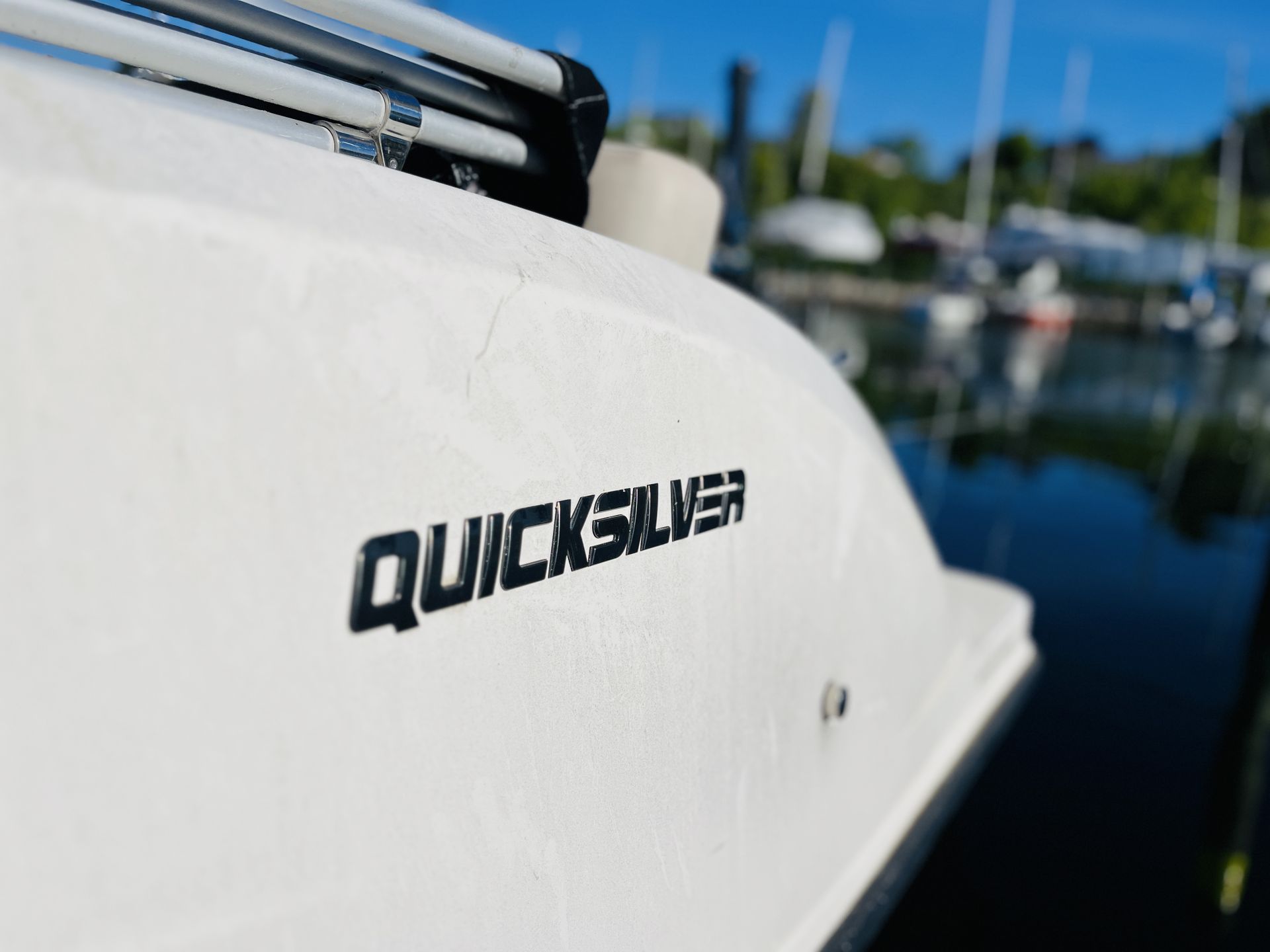 Quicksilver Activ 675 Sundeck #22