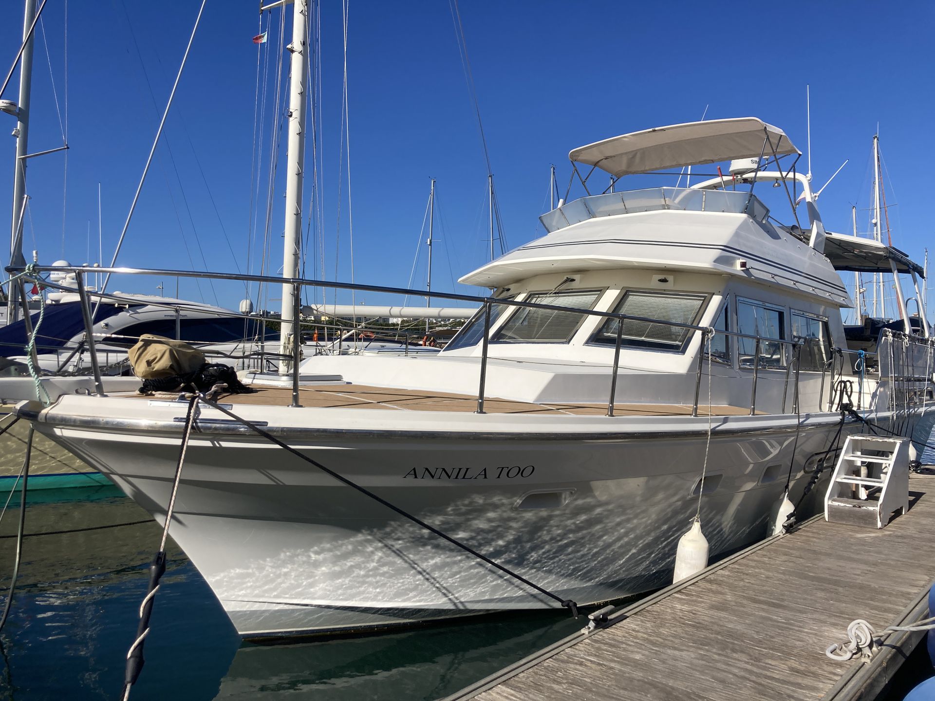 Live Aboard and well maintained Cruising Motor Yacht #32