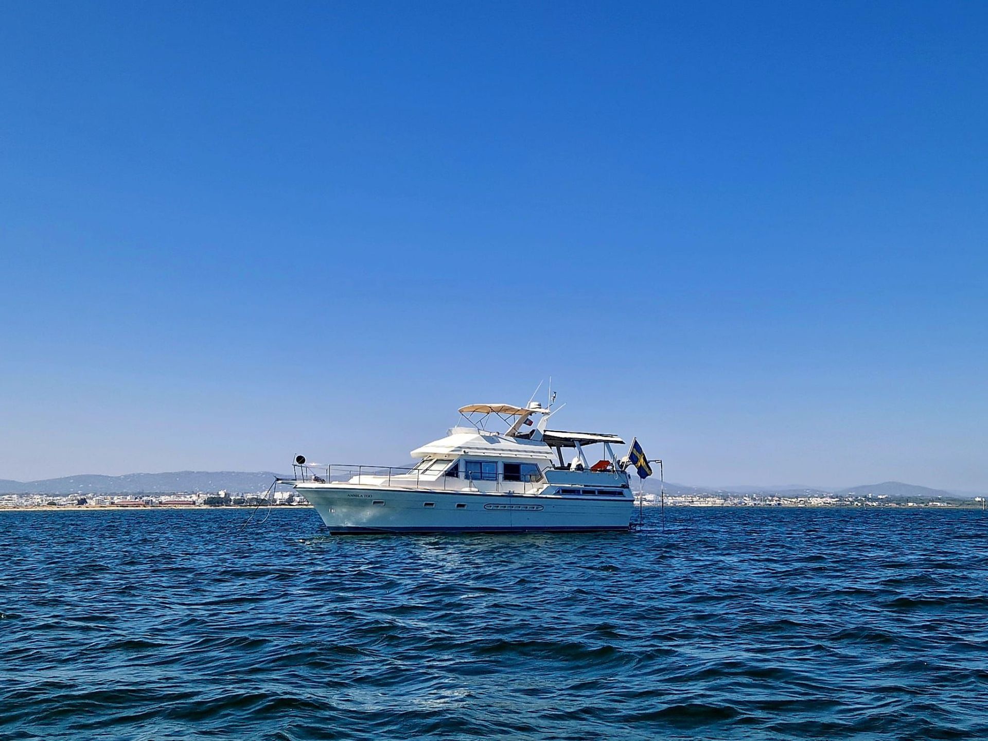 Trader 47 Flybridge well maintained Cruising Motor Yacht #34