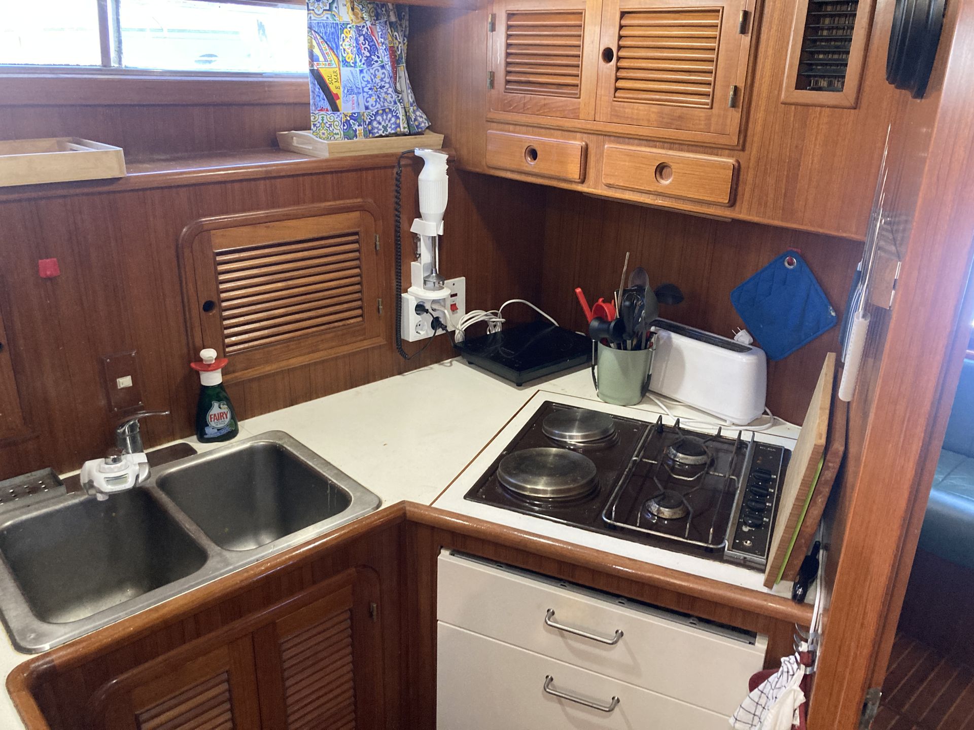 Live Aboard and well maintained Cruising Motor Yacht #24