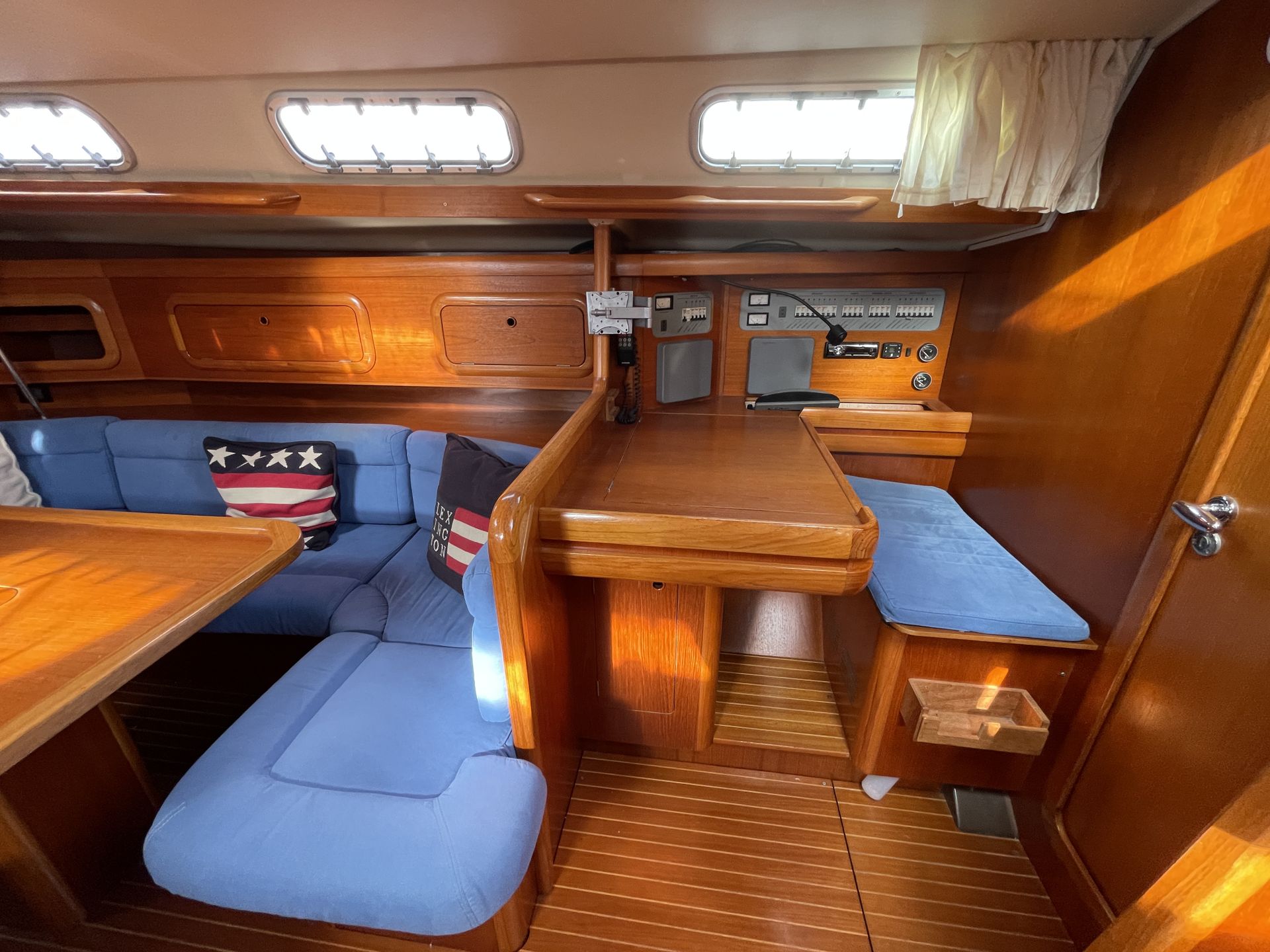 Grand Soleil 46.3 - 3 cabins - 2 owners and renovated teak deck #45