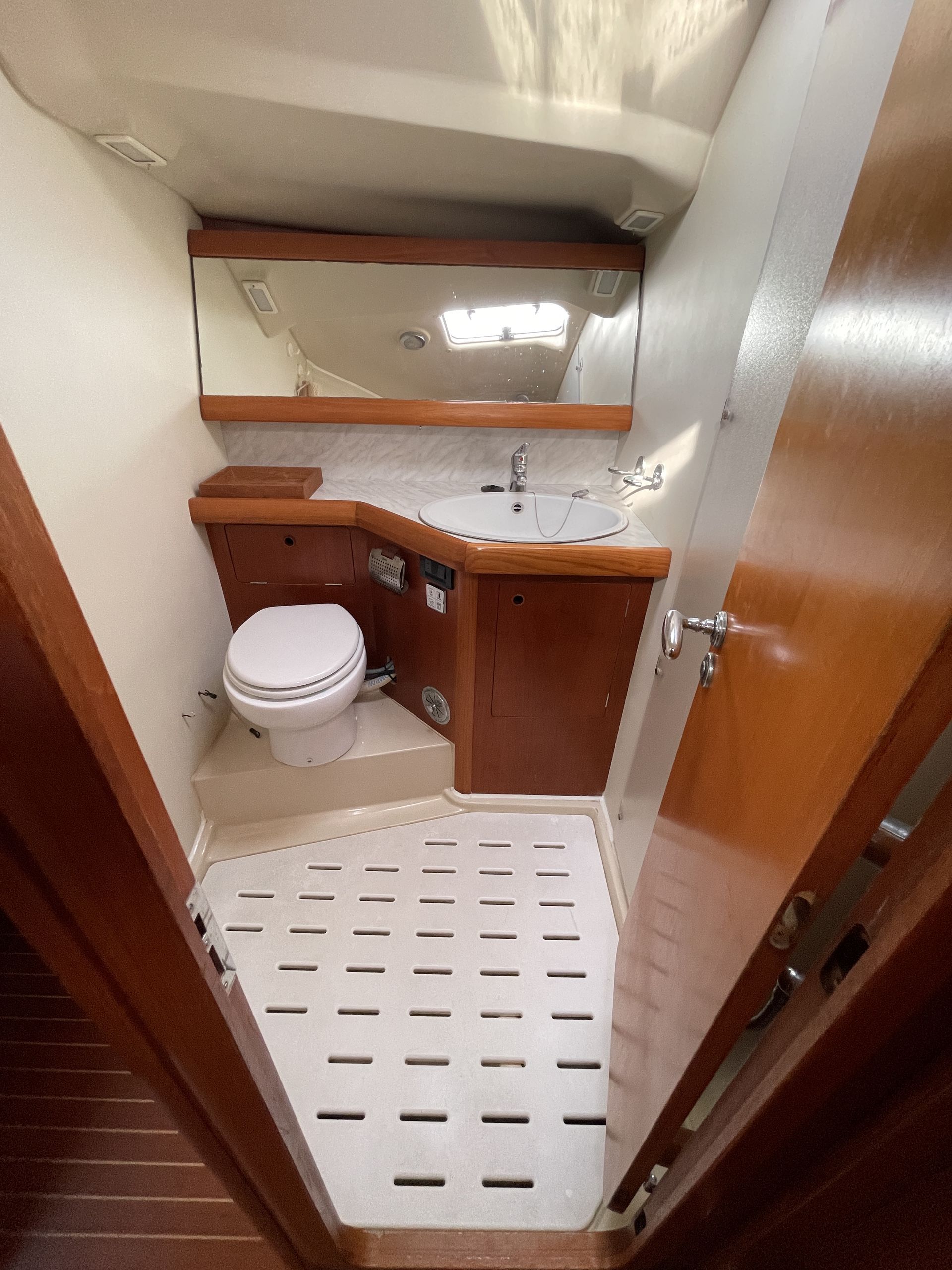 Grand Soleil 46.3 - 3 cabins - 2 owners and renovated teak deck #43