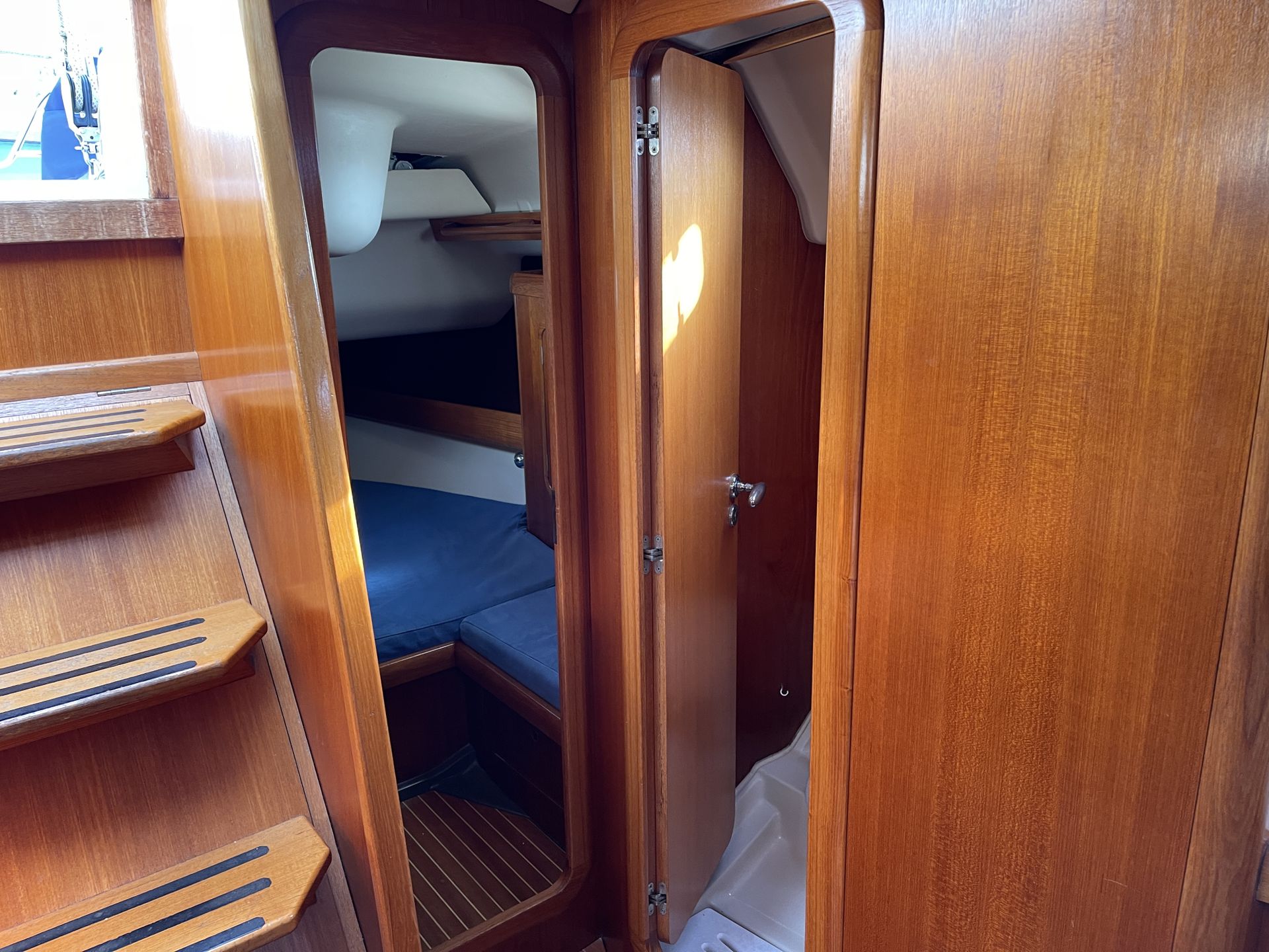 Grand Soleil 46.3 - 3 cabins - 2 owners and renovated teak deck #47