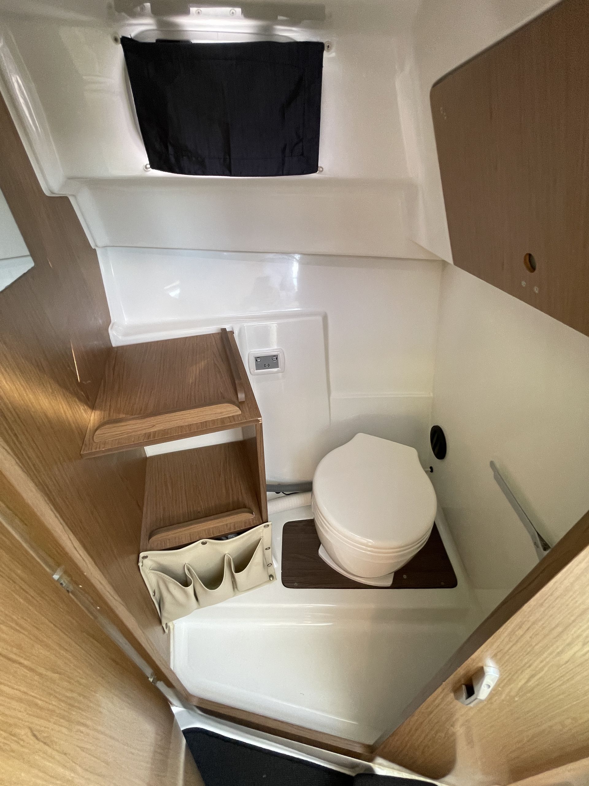 Beneteau Antares 780 #5