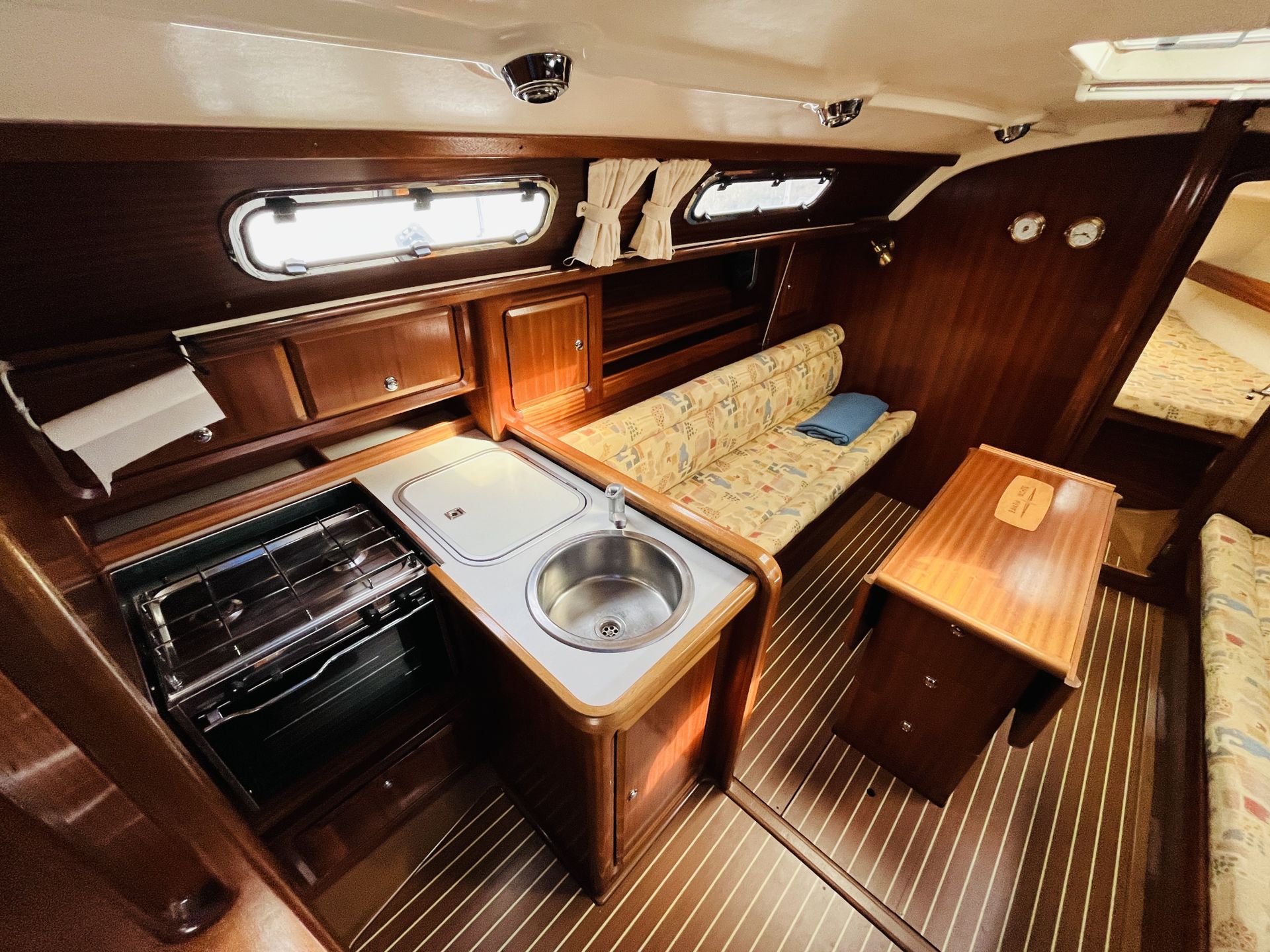 Bavaria 34 #17