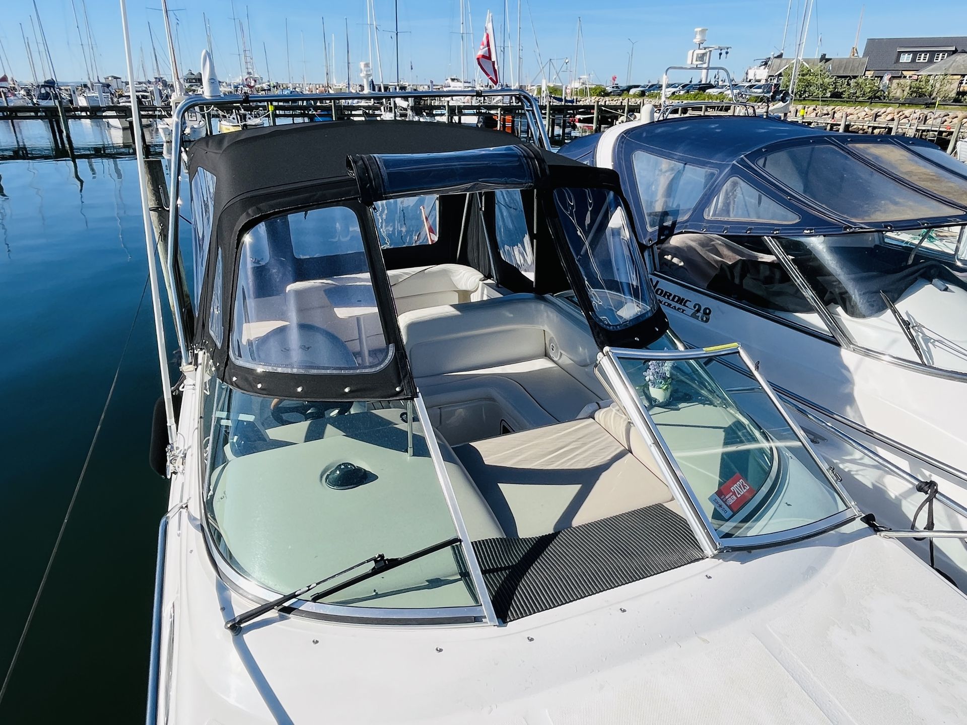 Sea Ray 260 Sundancer #8