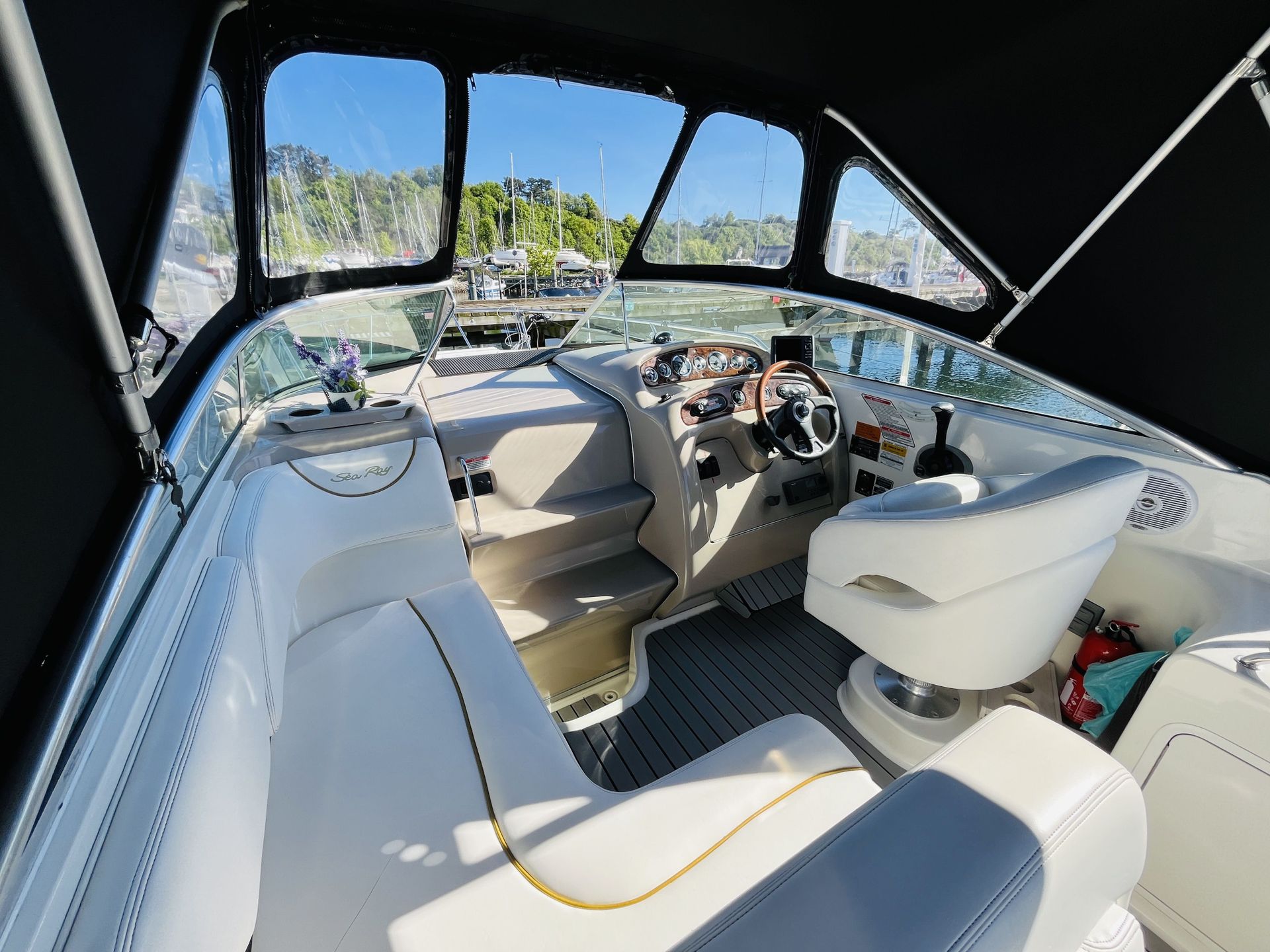 Sea Ray 260 Sundancer #24