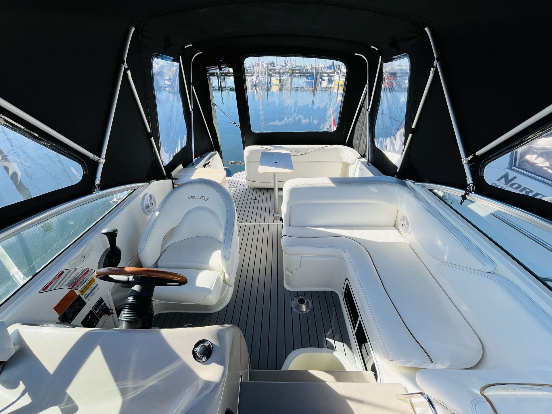 Sea Ray 260 Sundancer #20