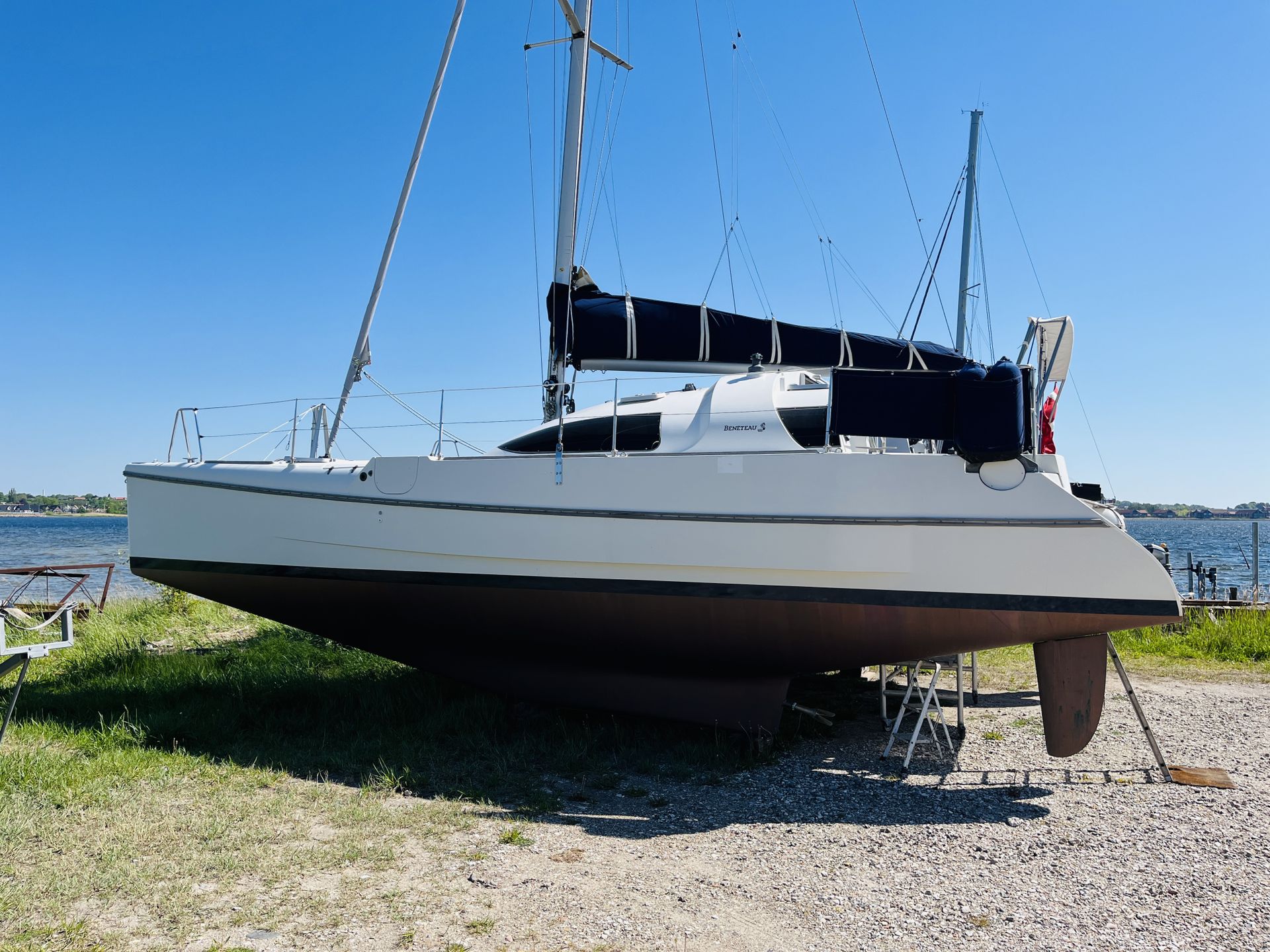 Beneteau Blue II #70