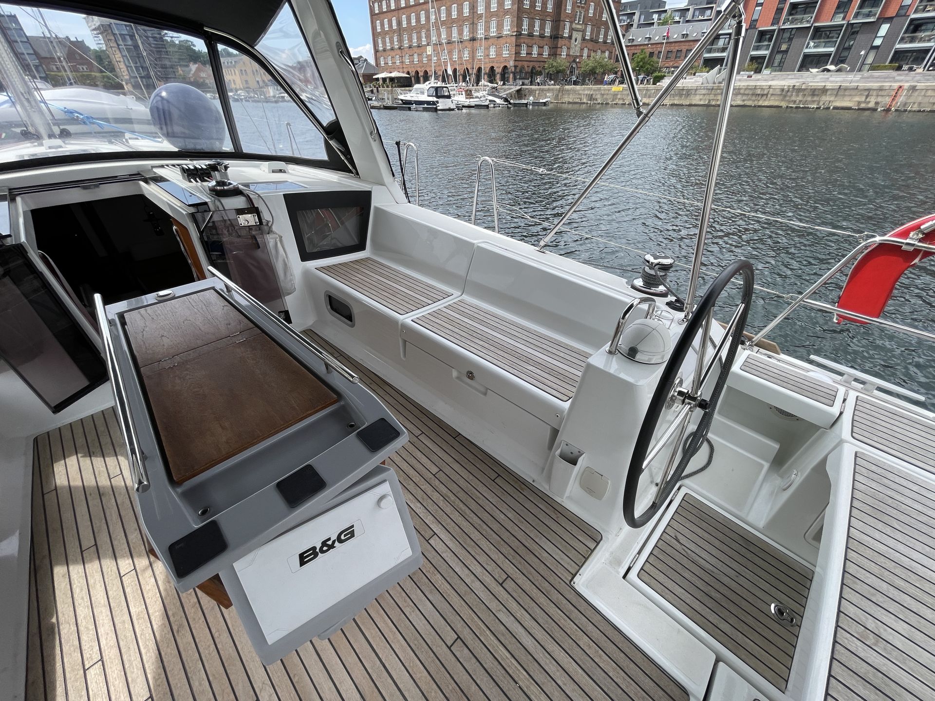 Beneteau Oceanis 45 Family #30