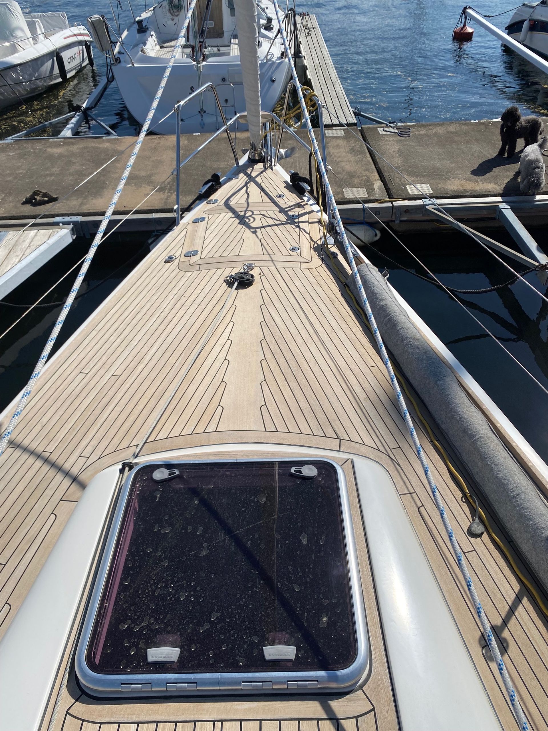 Arcona 430 med seil-egenskaper utover det vanlige. #15