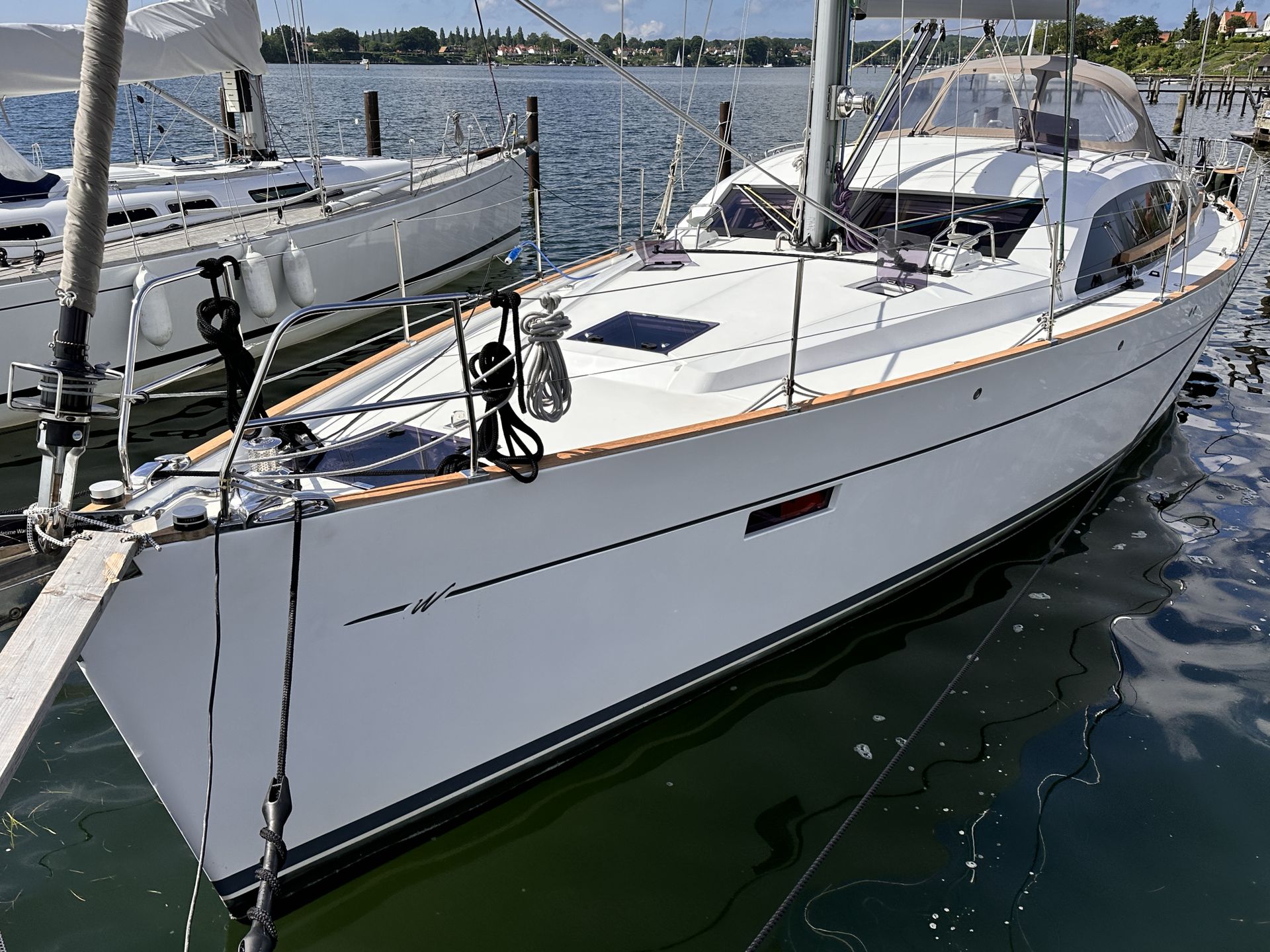 Wauquiez Pilot Saloon 48