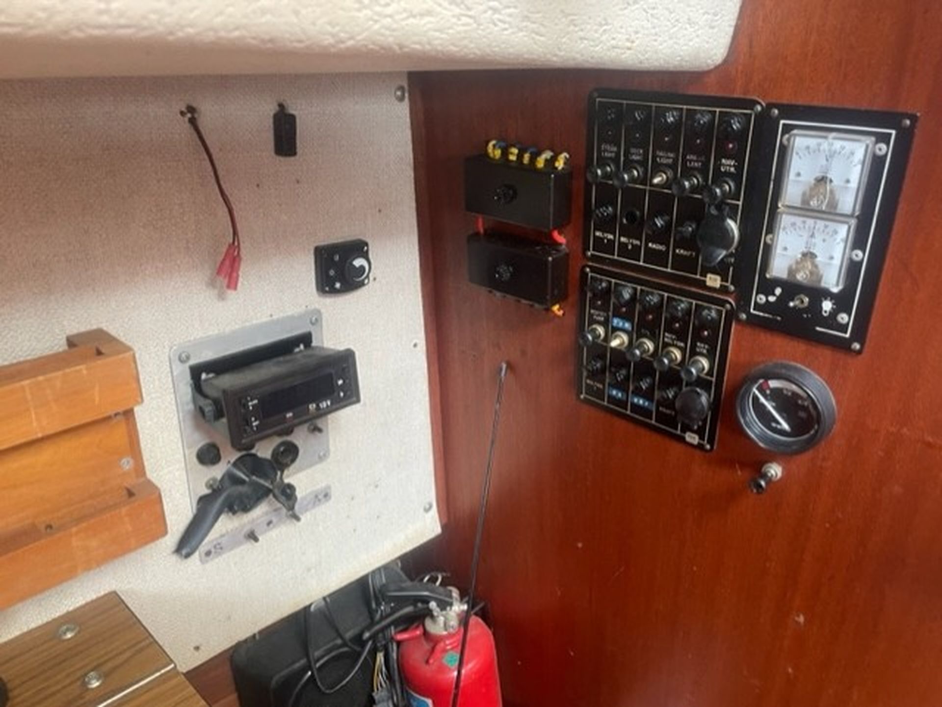 Fin Hallberg Rassy 35 med nyare motor #10