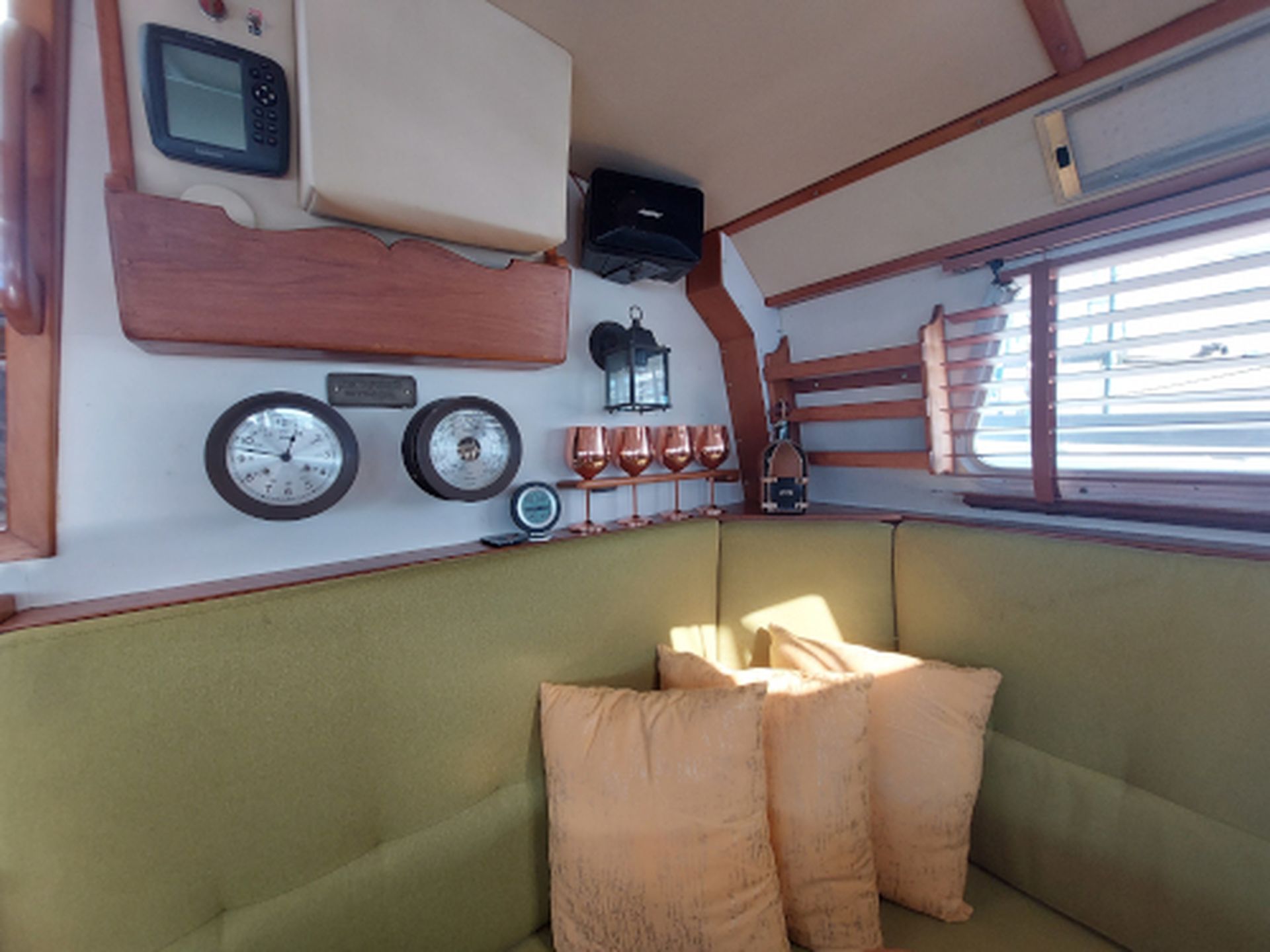 Seamaster 46 – 1981 – fully upgraded Quality Blue Water Cruiser (Polish/EU Flag). #17