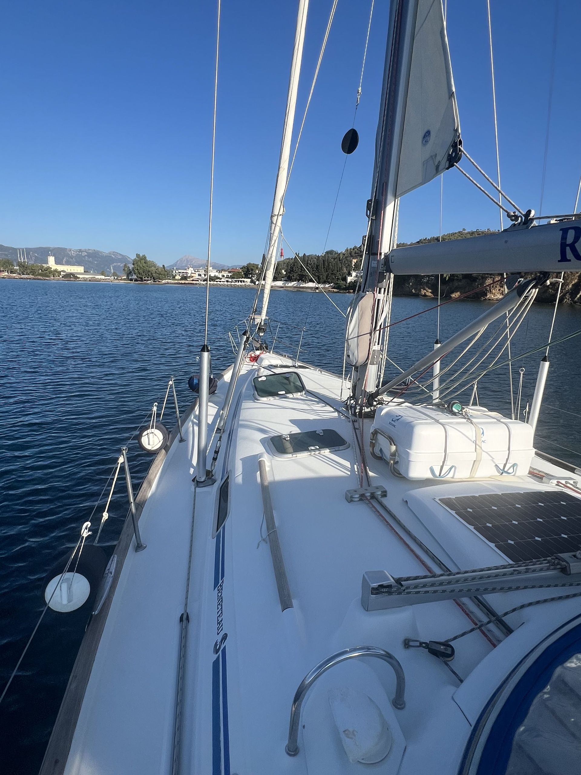 Beneteau Oceanis 411 #45