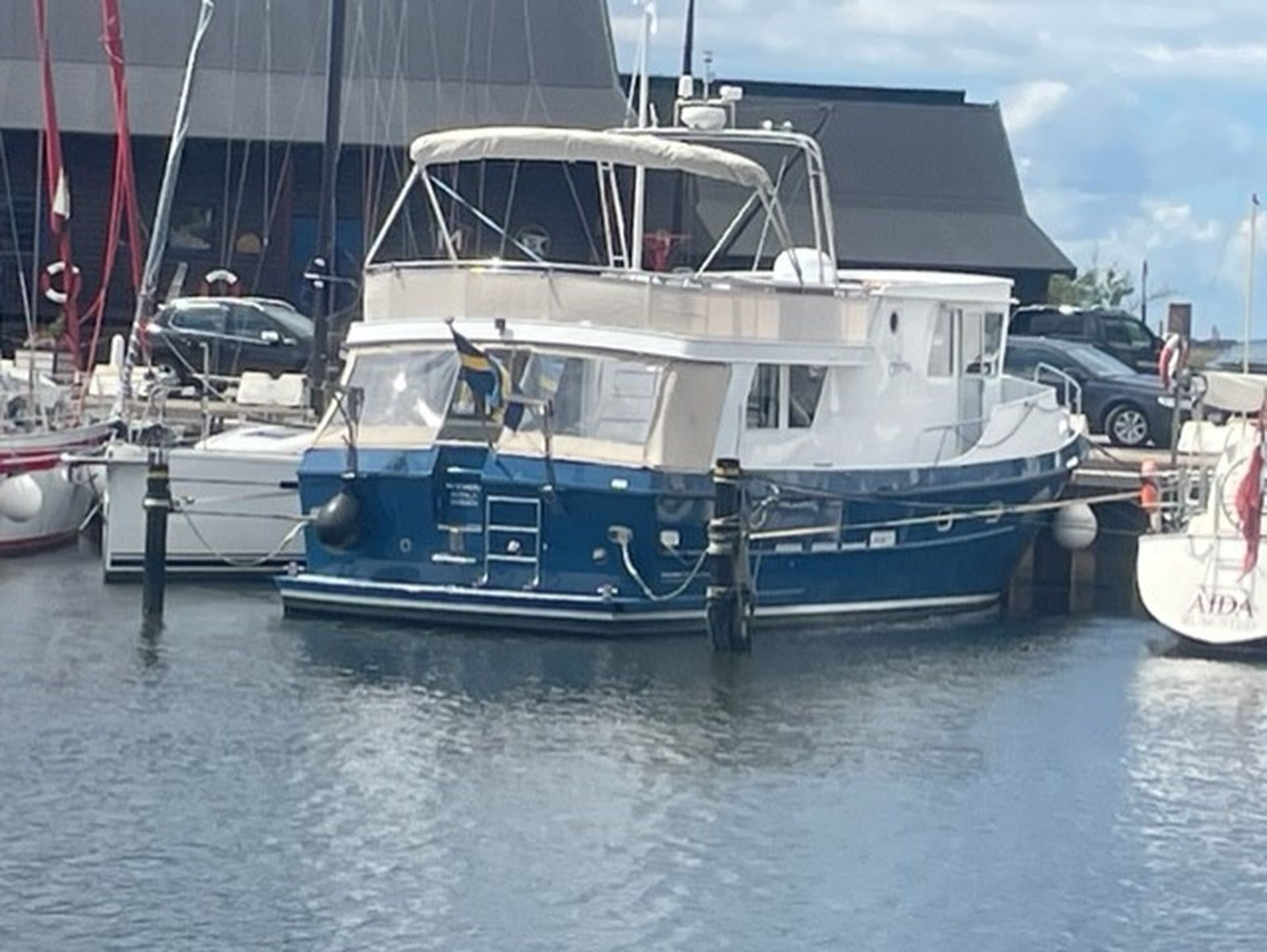 Hollandia 1400 tug Trawler #4