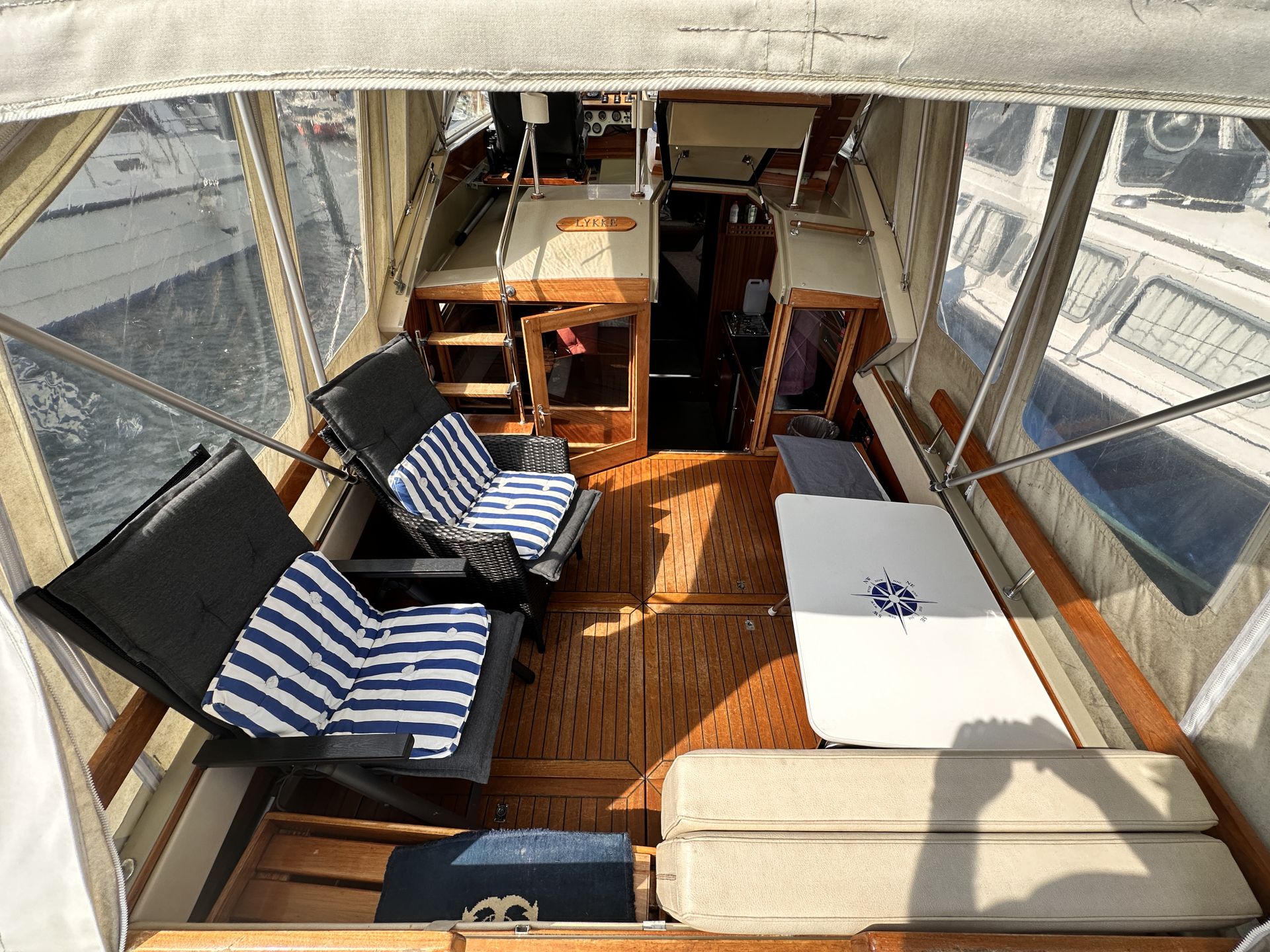 Coronet 32 Oceanfarer #38