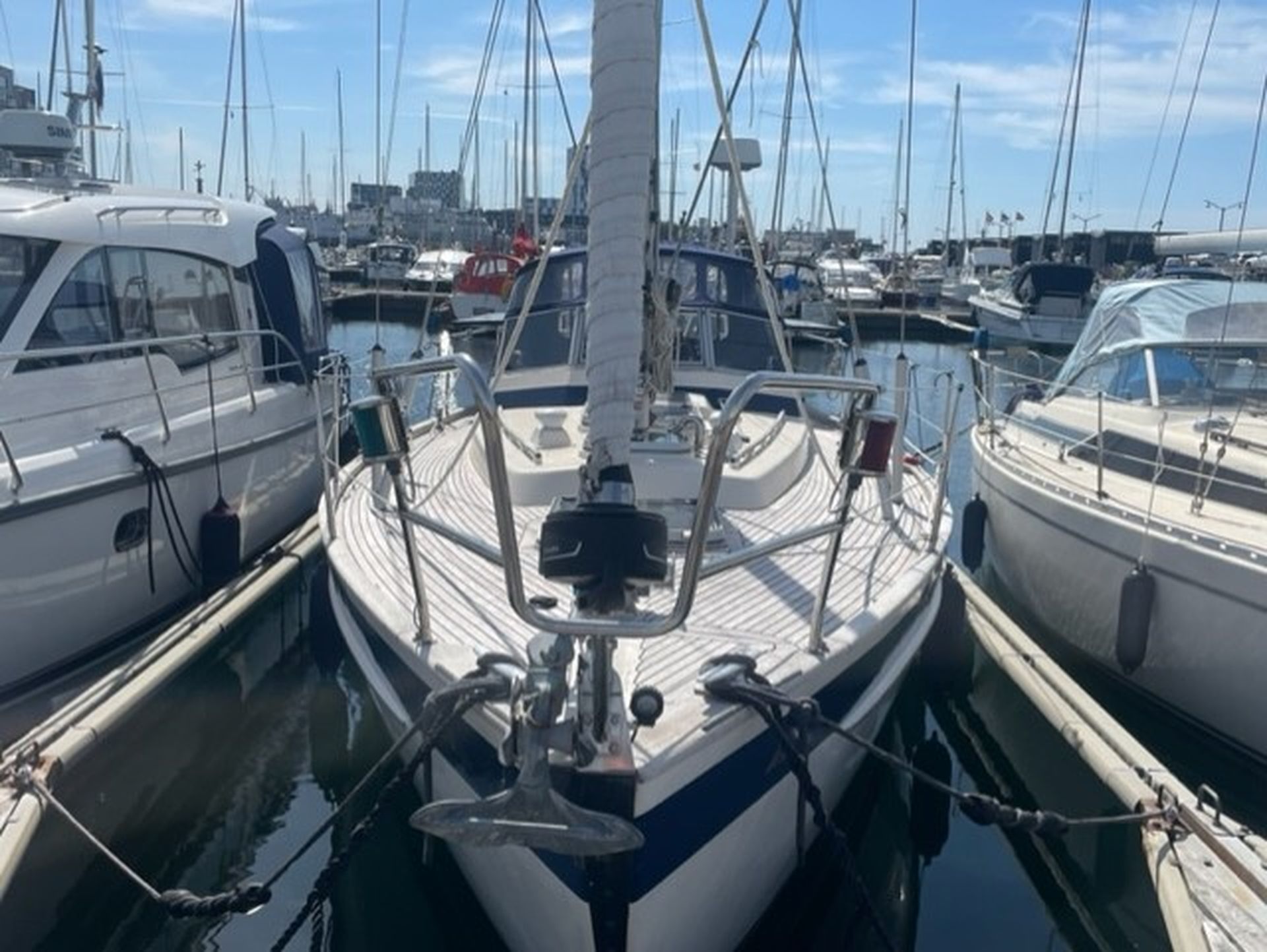 Hallberg Rassy 352 #25