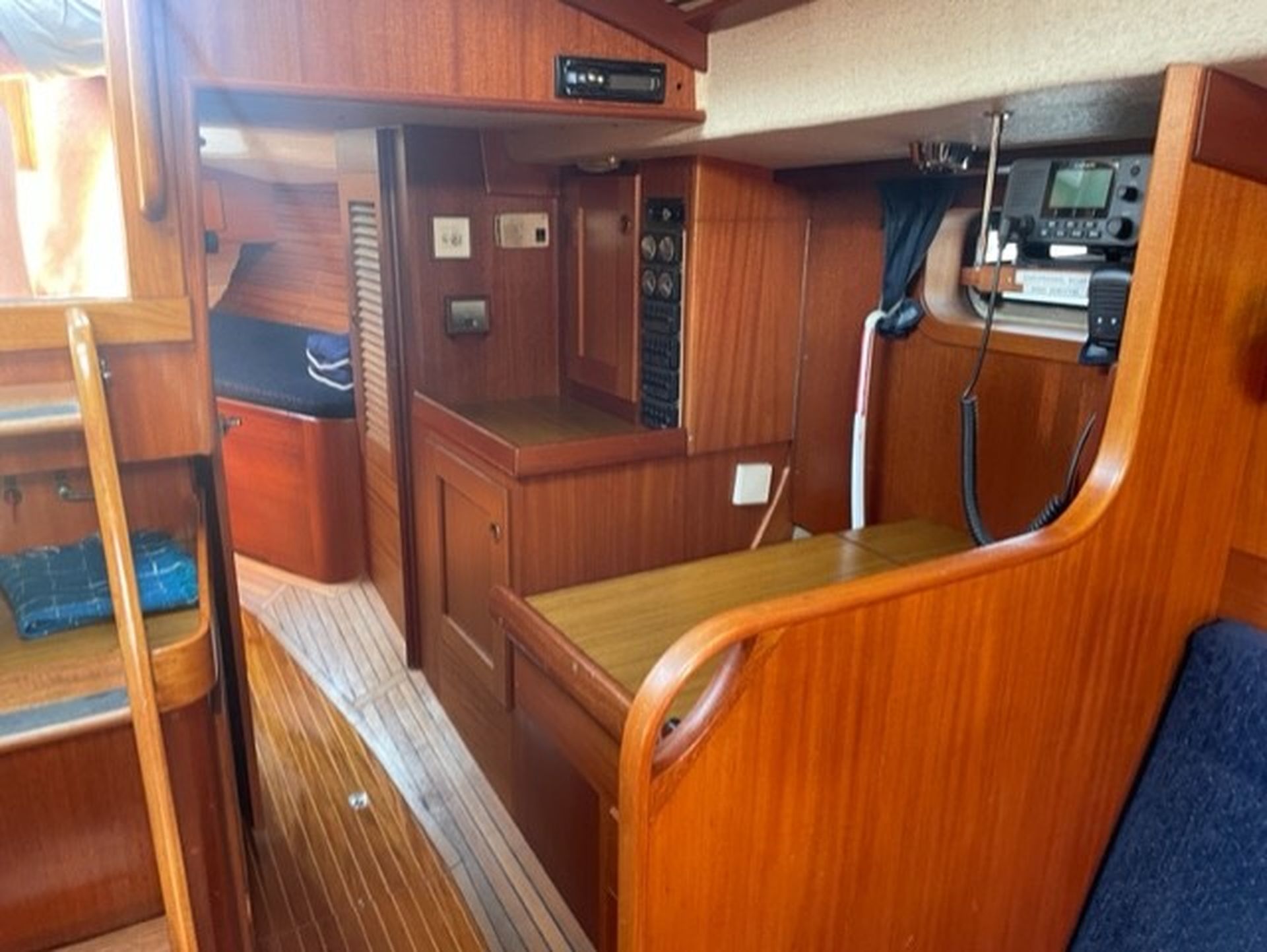 Hallberg Rassy 352 #18