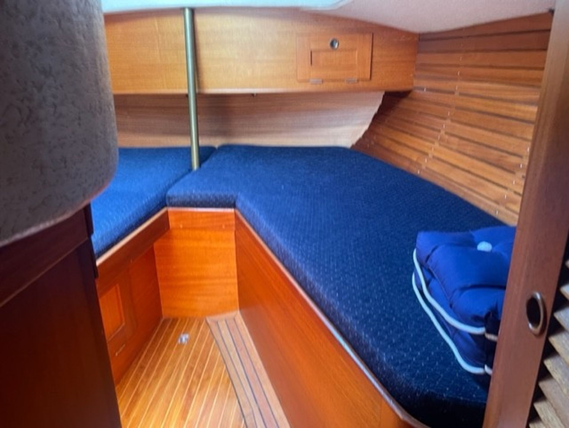 Hallberg Rassy 352 #9