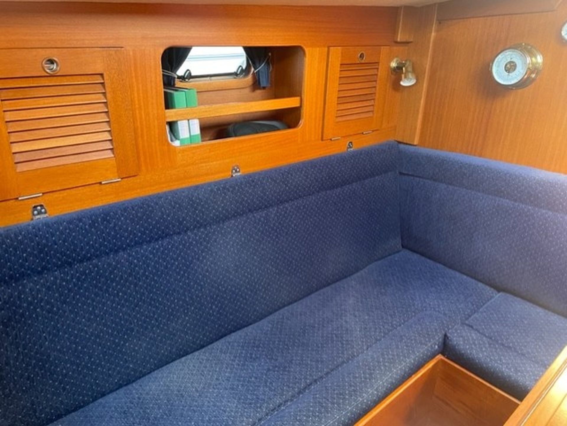 Hallberg Rassy 352 #14