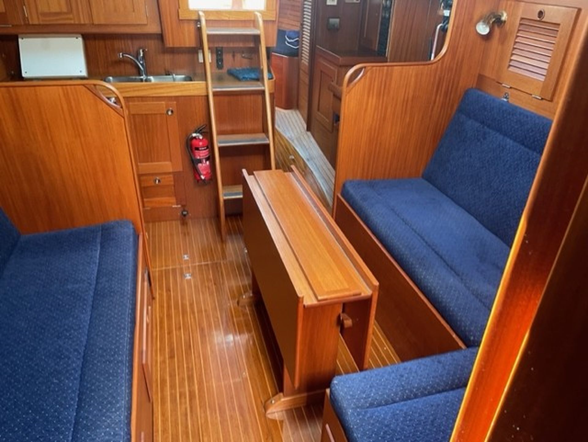 Hallberg Rassy 352 #19