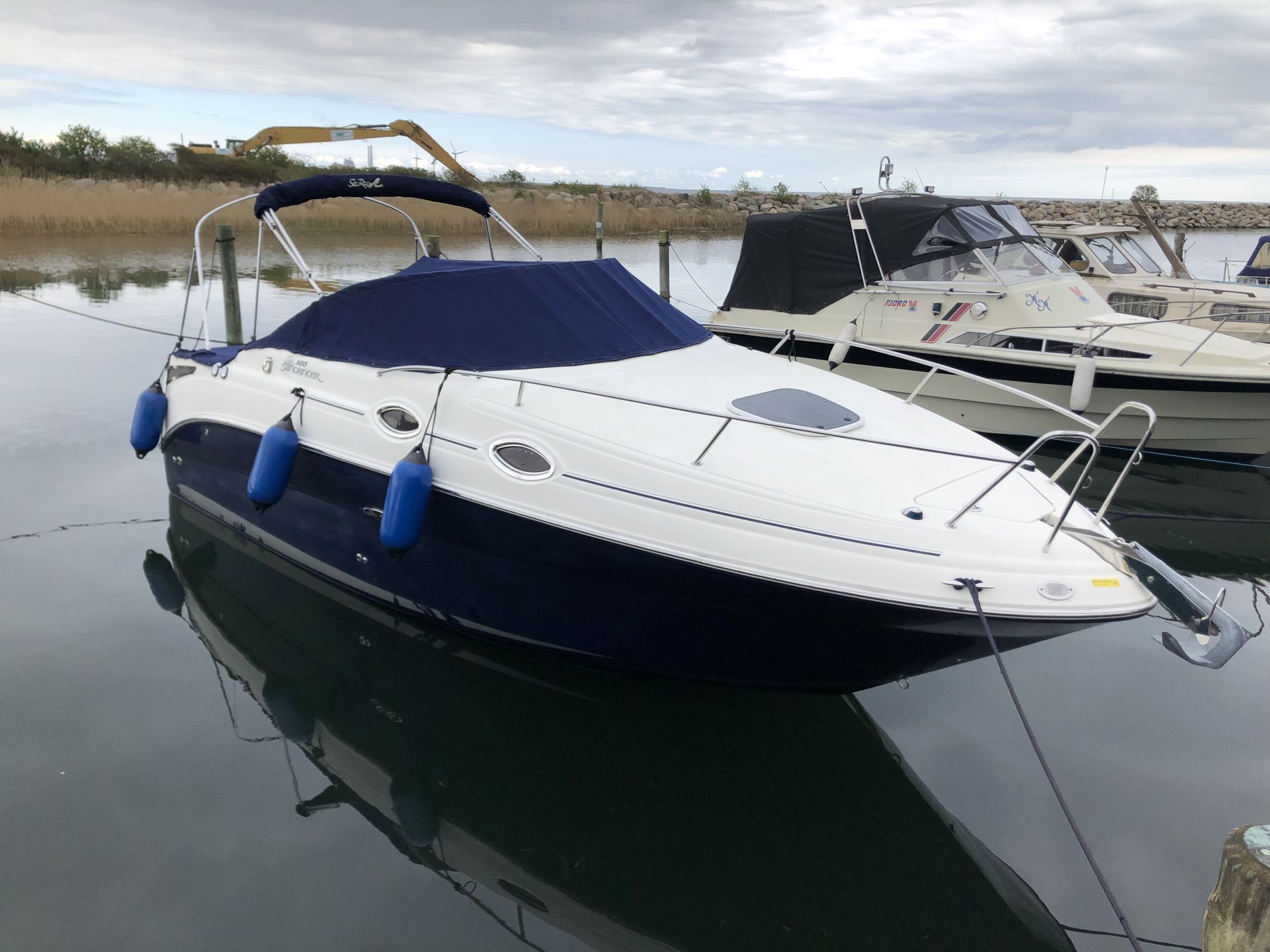 Sea Ray Sundancer 255 #25