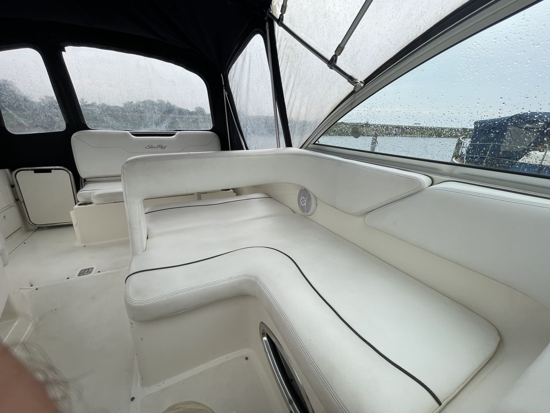 Sea Ray Sundancer 255 #27