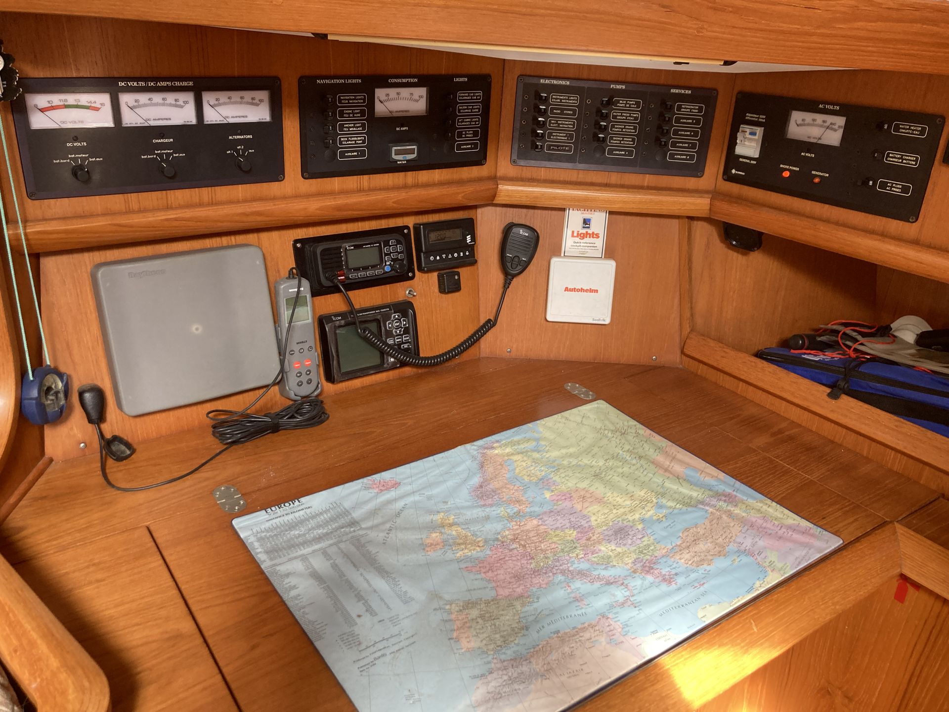 Jeanneau Sun Odyssey 45.2 – 1998, 3-Cabin 2-Heads version #20