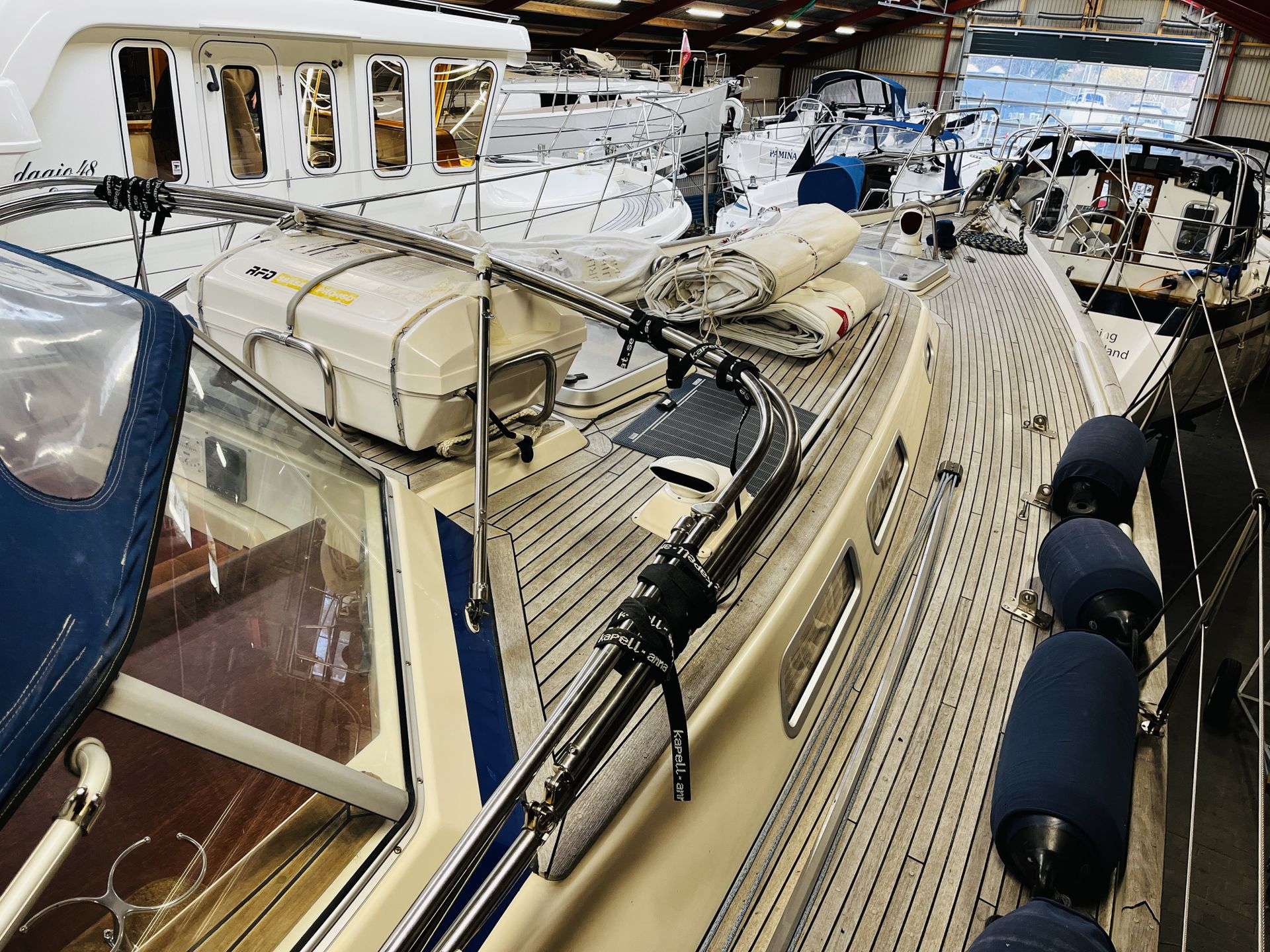 Hallberg-Rassy 42 F MkII #22