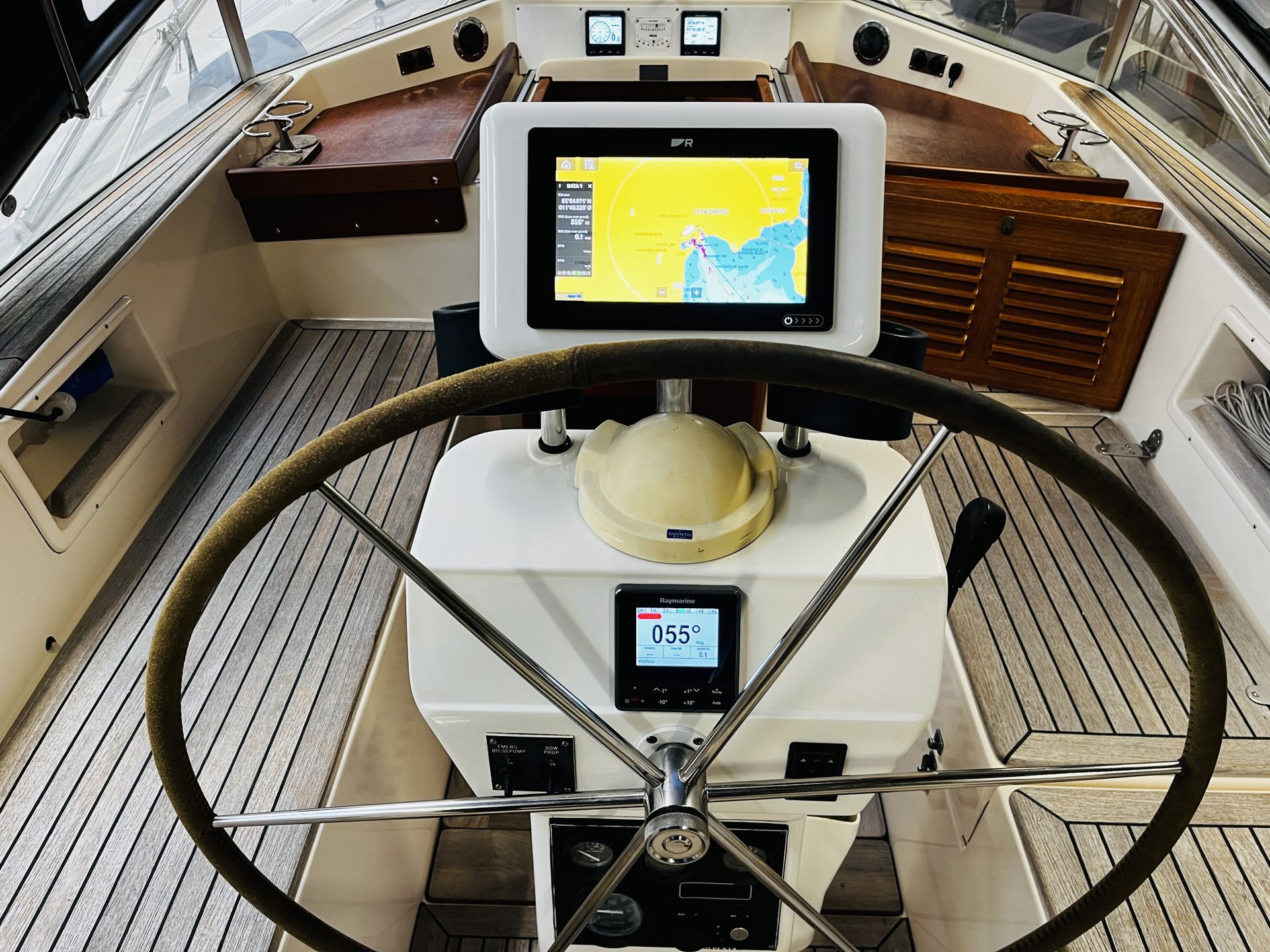 Hallberg-Rassy 42 F MkII #43