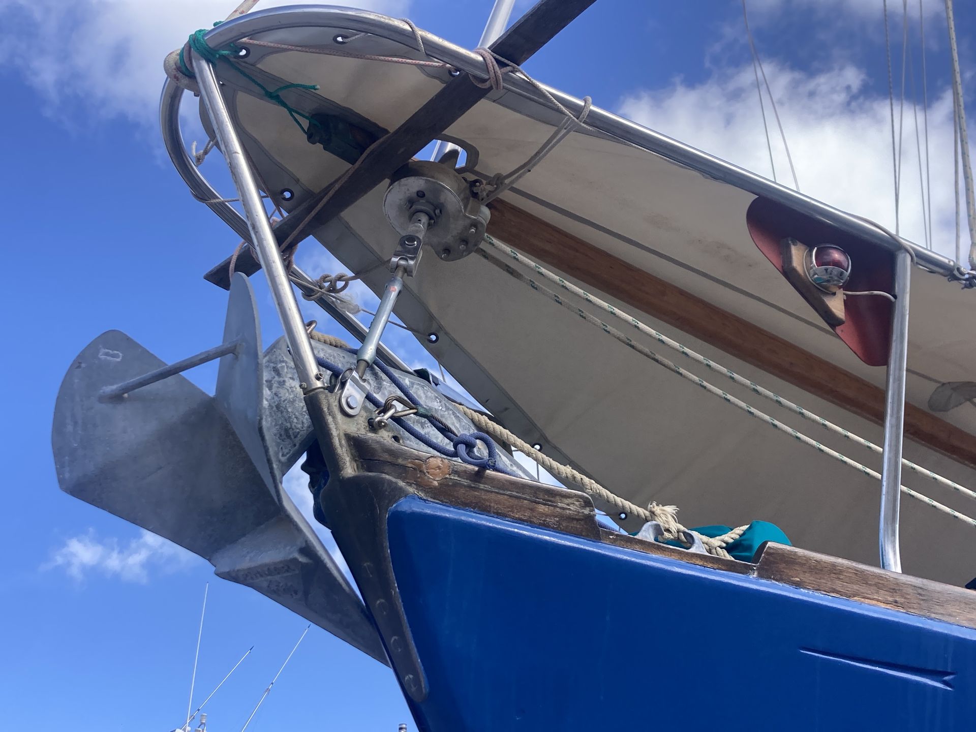 Swiftsure 33 – Centerboard Drop Keel (Draft 1 meter keel up) #23