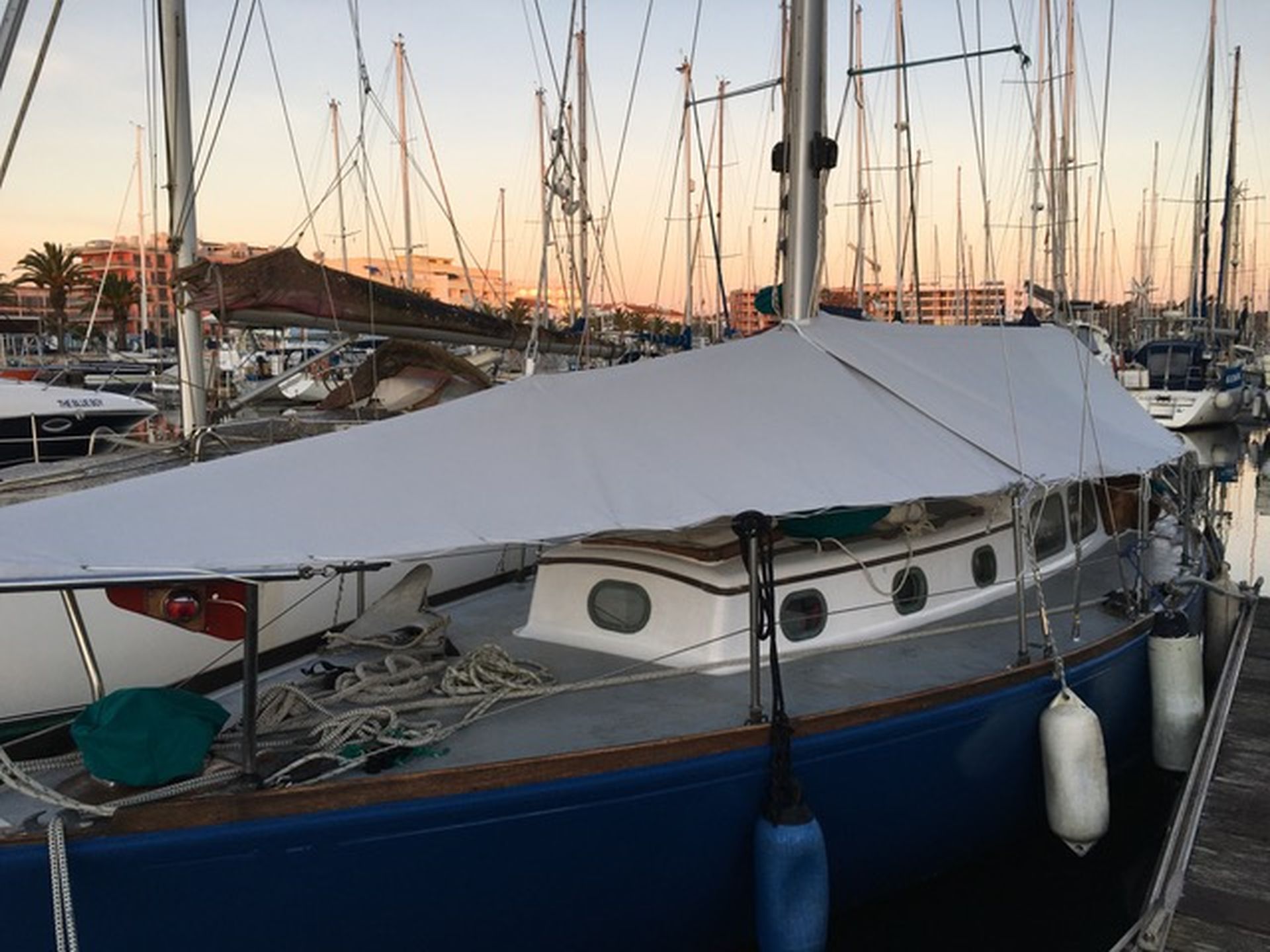 Swiftsure 33 – Centerboard Drop Keel (Draft 1 meter keel up) #9