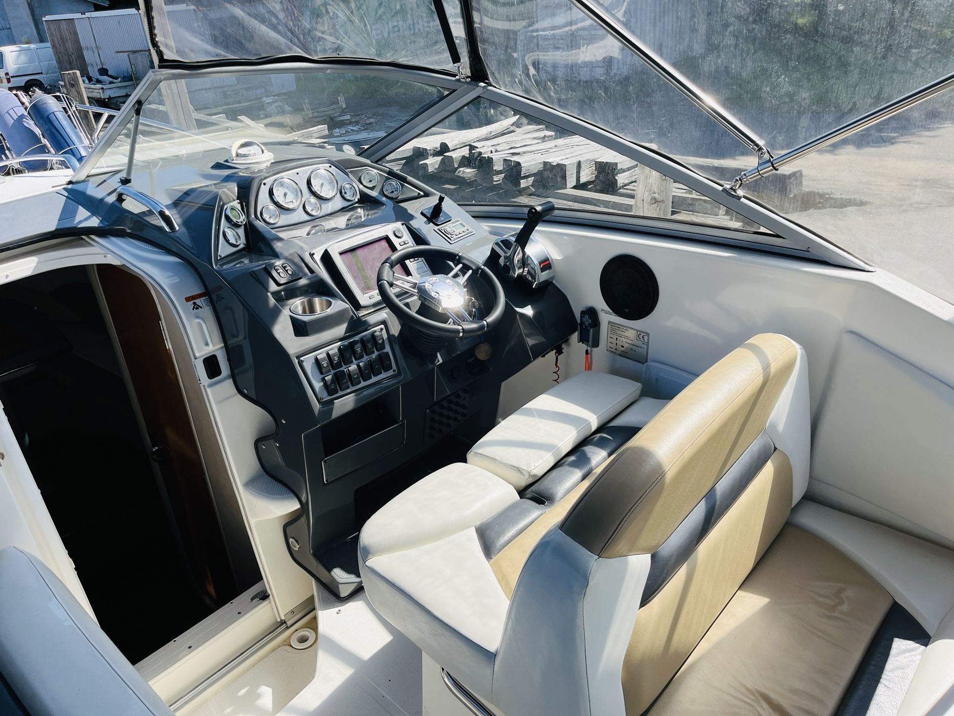 Larson Cabrio 777 #23