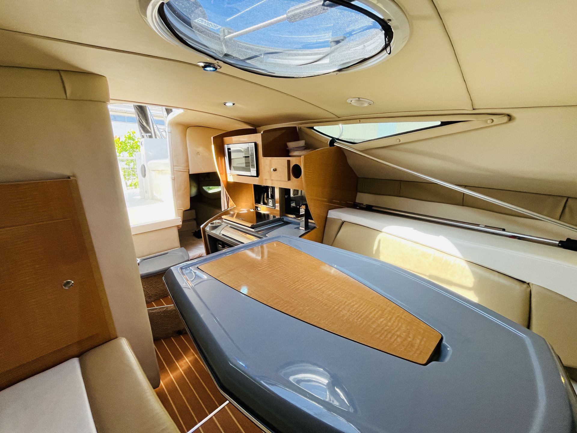 Larson Cabrio 777 #37