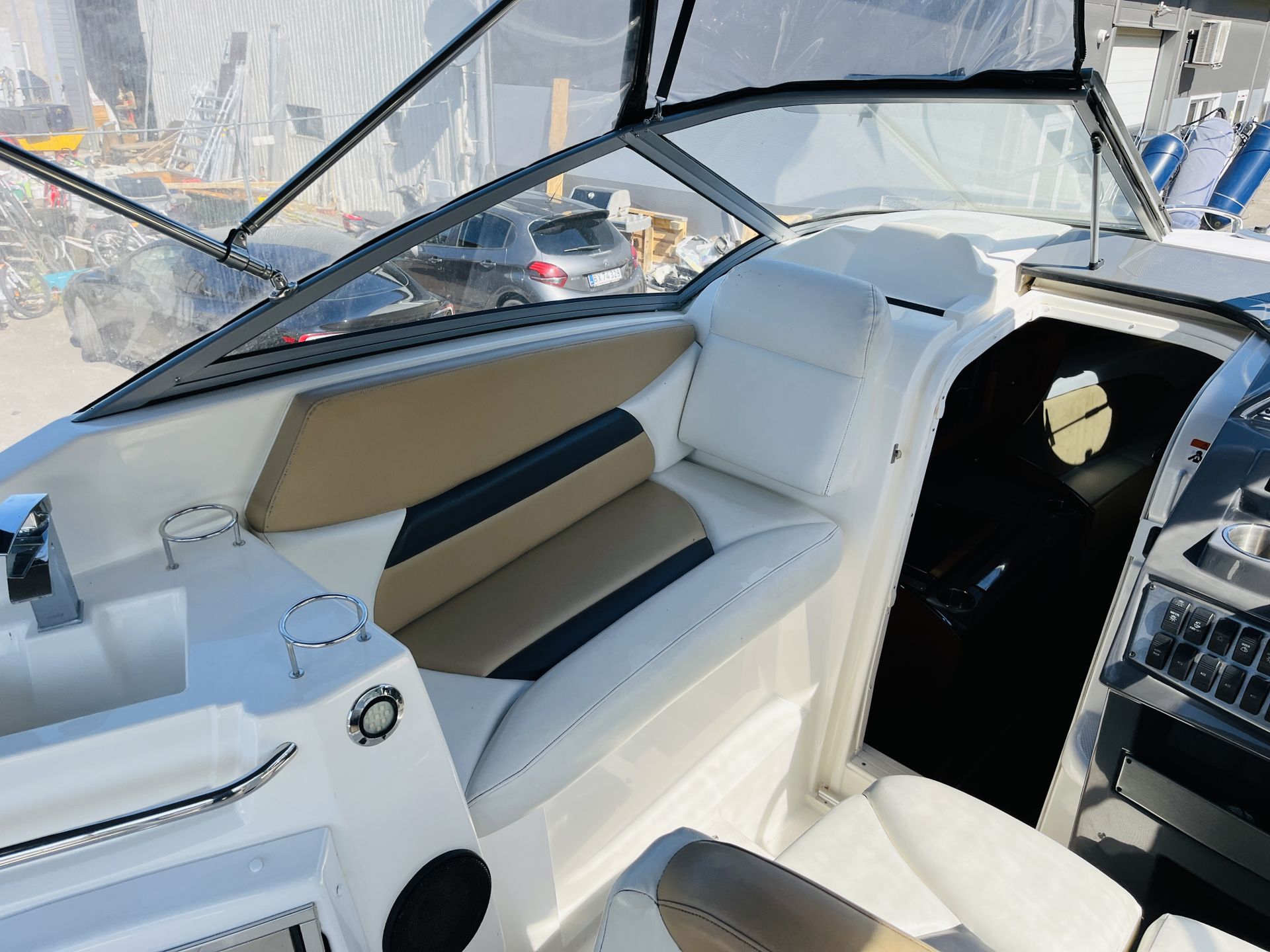 Larson Cabrio 777 #22