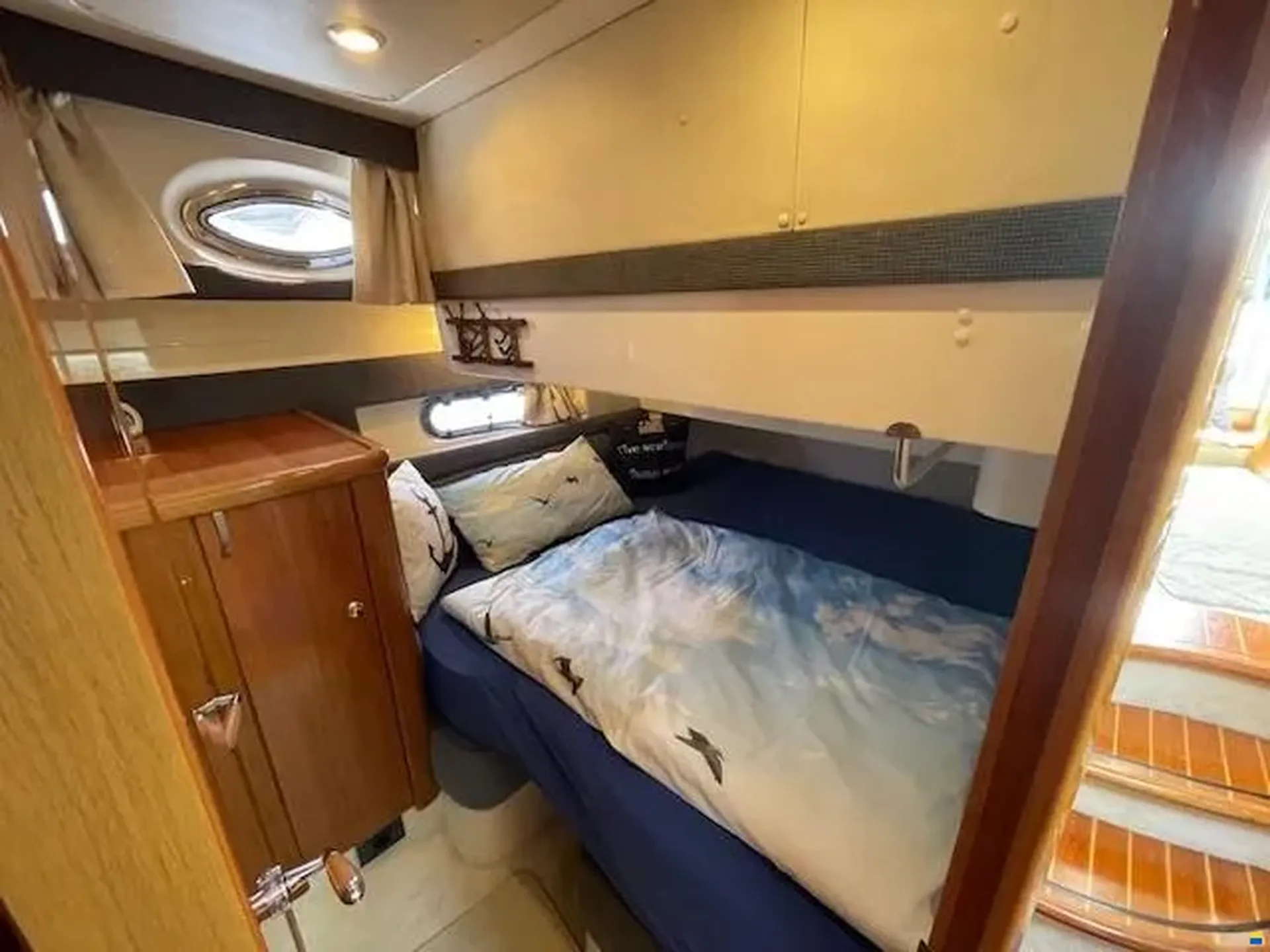 Sealine F37 Flybridge #19