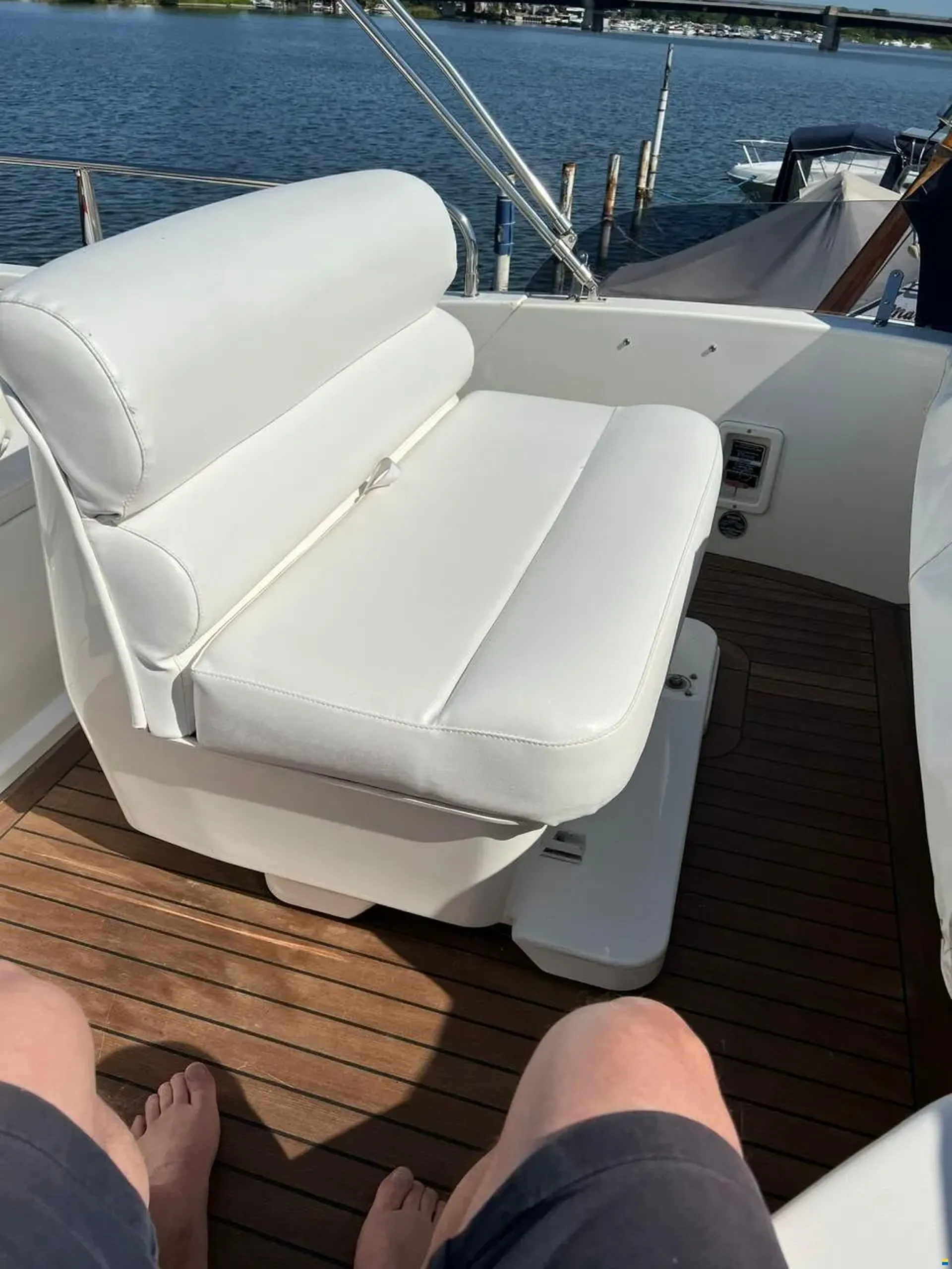 Sealine F37 Flybridge #7